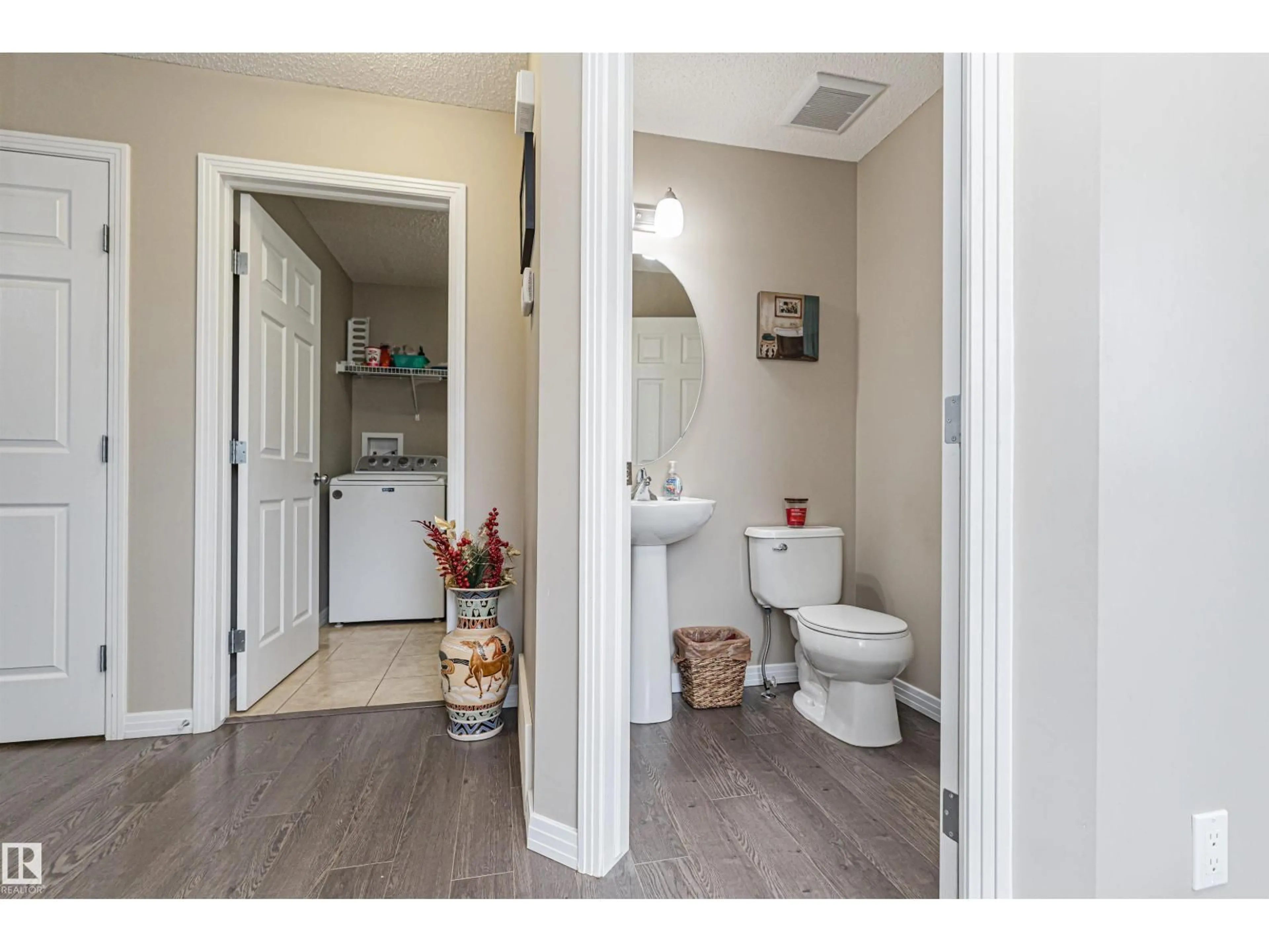 Standard bathroom, unknown for NW - 16423 134 ST, Edmonton Alberta T6V0G5