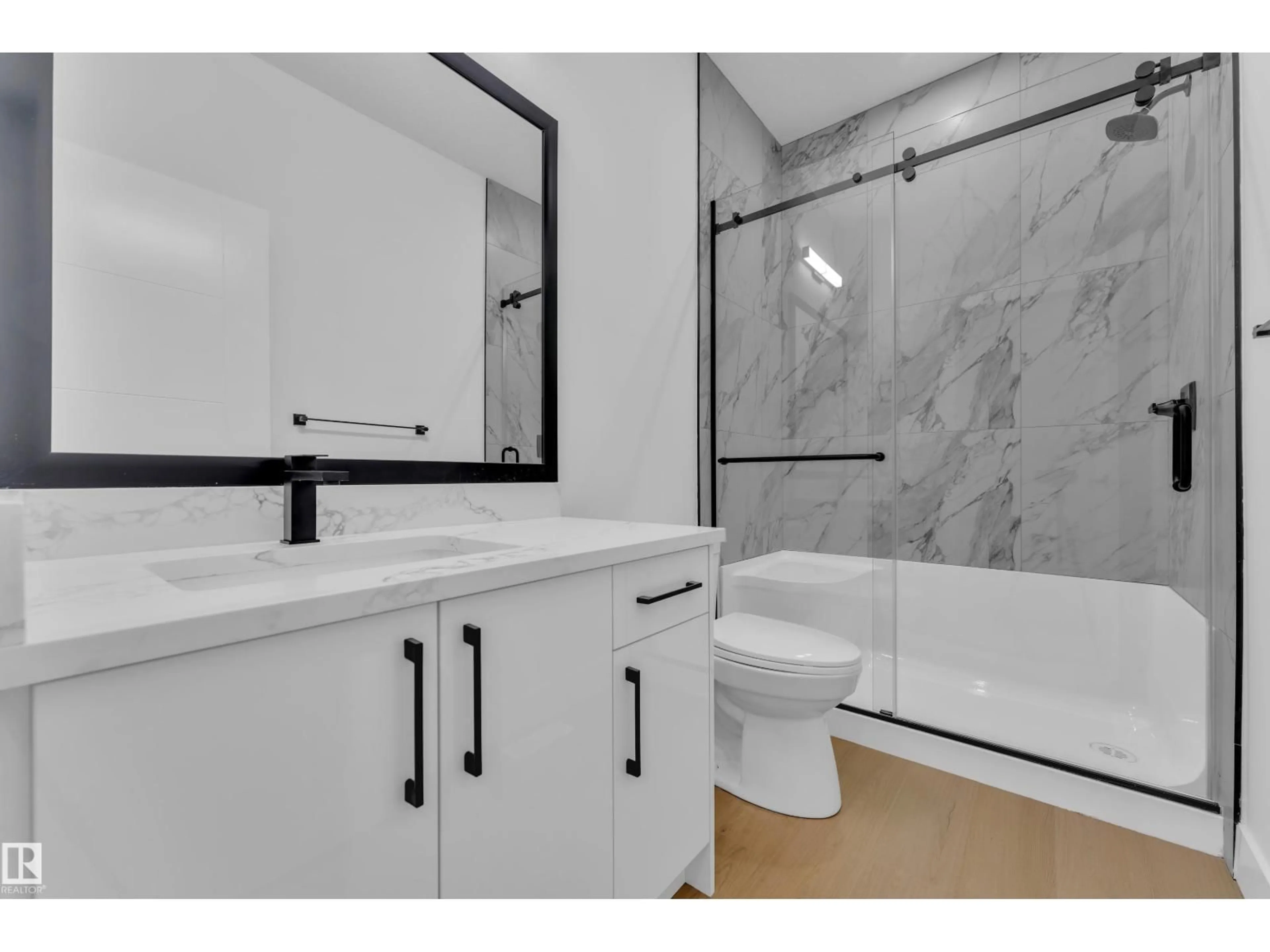 Standard bathroom, ceramic/tile floor for 61 RENWYCK PL, Spruce Grove Alberta T7X4G2