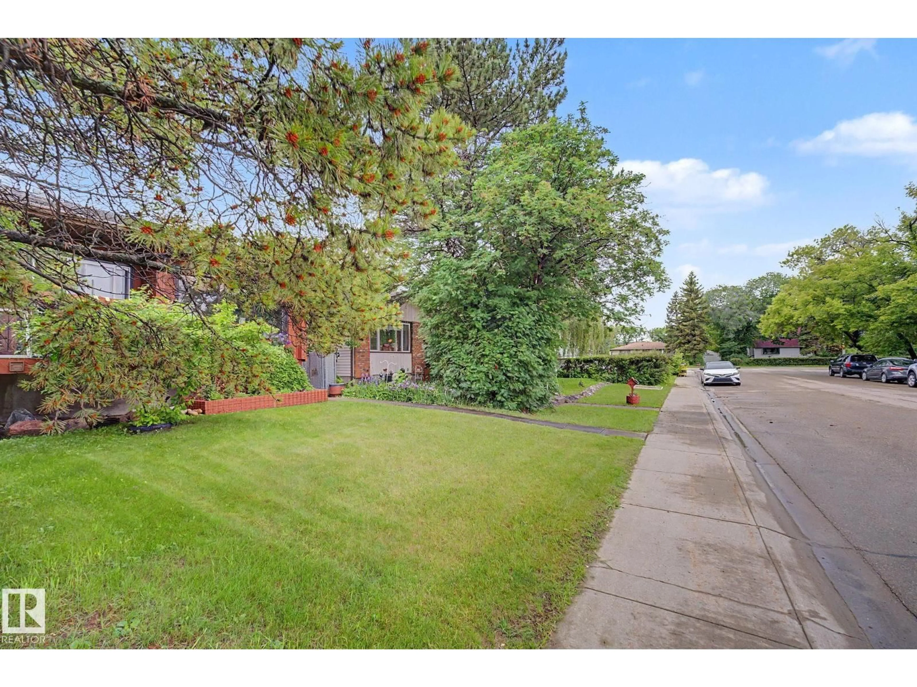 A pic from outside/outdoor area/front of a property/back of a property/a pic from drone, street for NW - 10242 161 ST, Edmonton Alberta T5P3J1