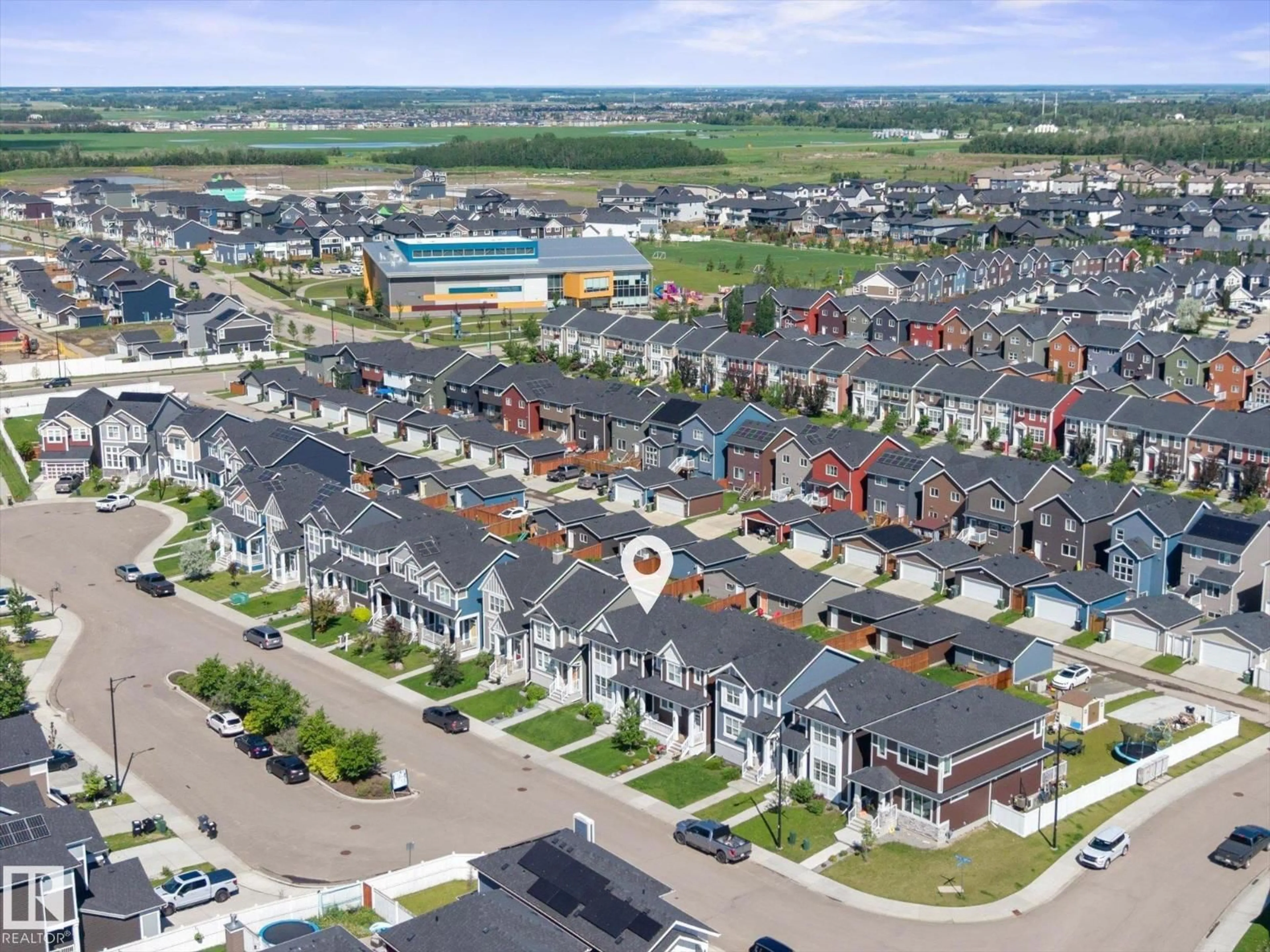 A pic from outside/outdoor area/front of a property/back of a property/a pic from drone, street for 392 STOUT LN, Leduc Alberta T9E1K4