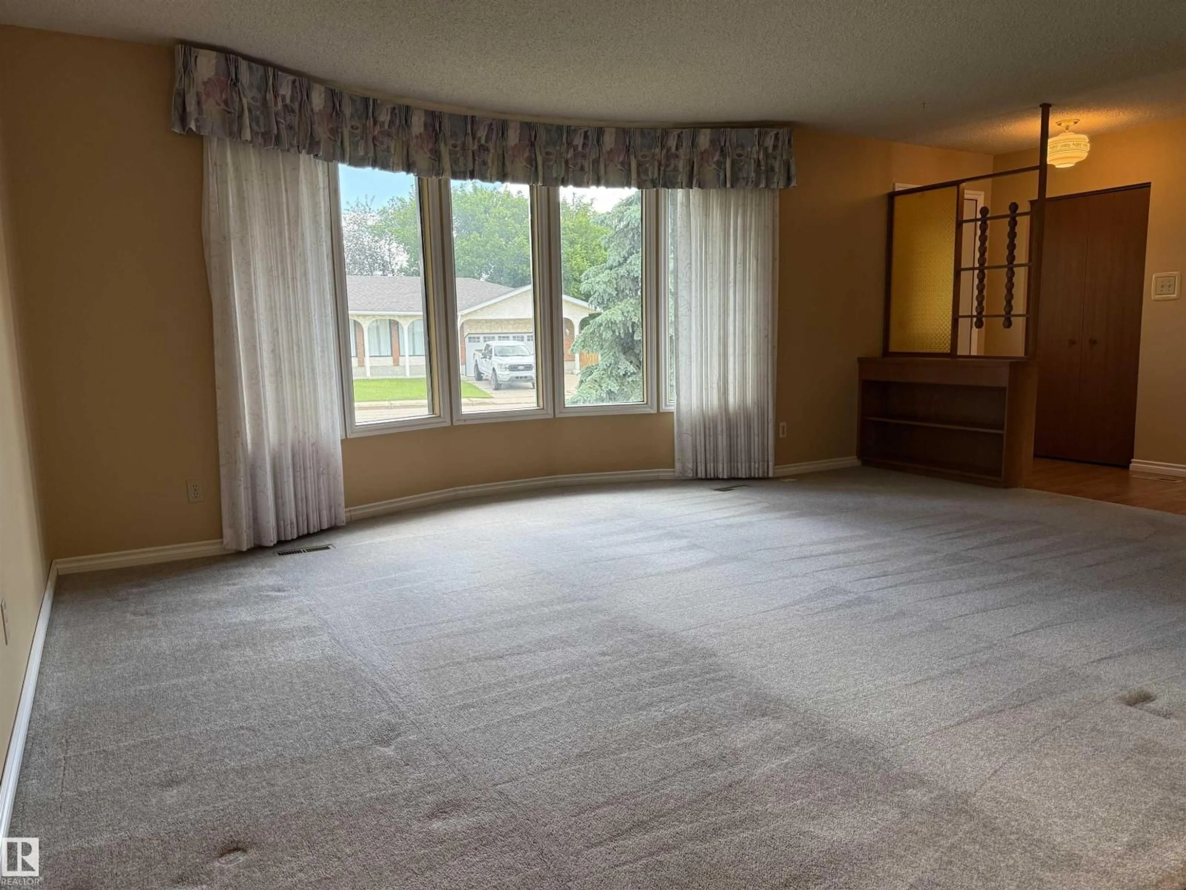A pic of a room for 5503 CENTENNIAL DR, Wetaskiwin Alberta T9A2H1