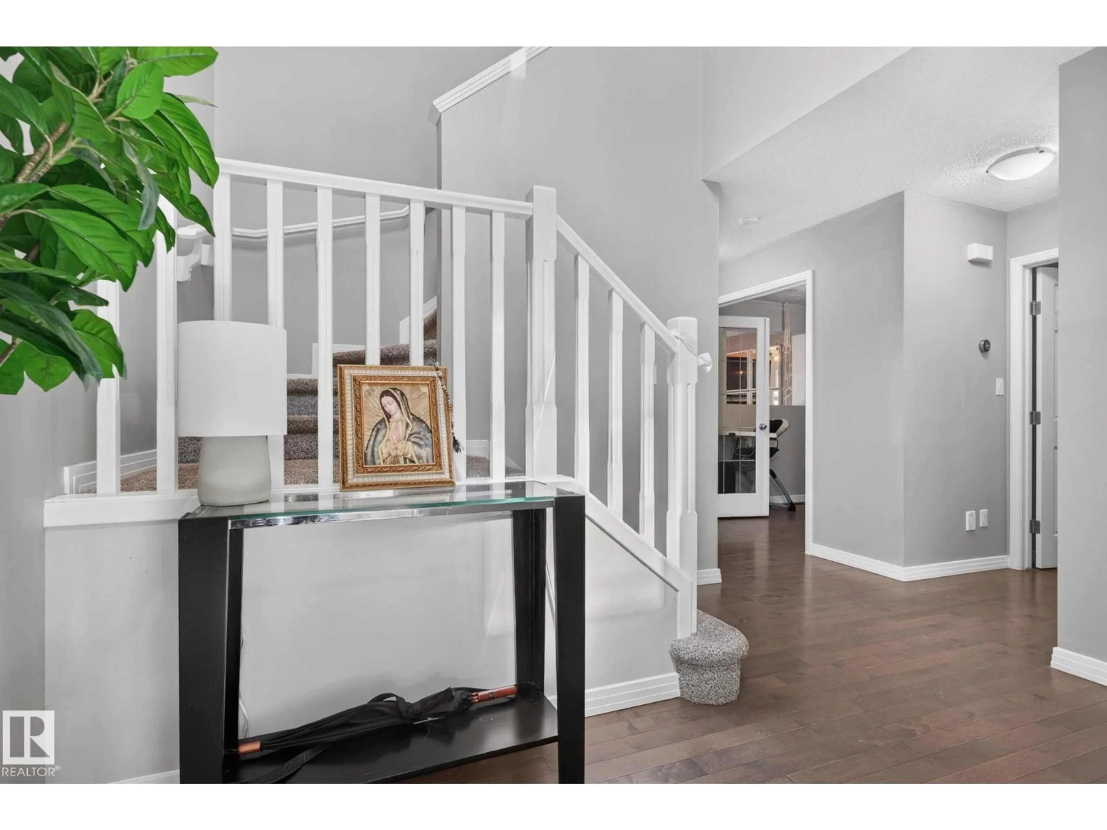 Indoor entryway for SW - 1103 176 ST, Edmonton Alberta T6W2B7