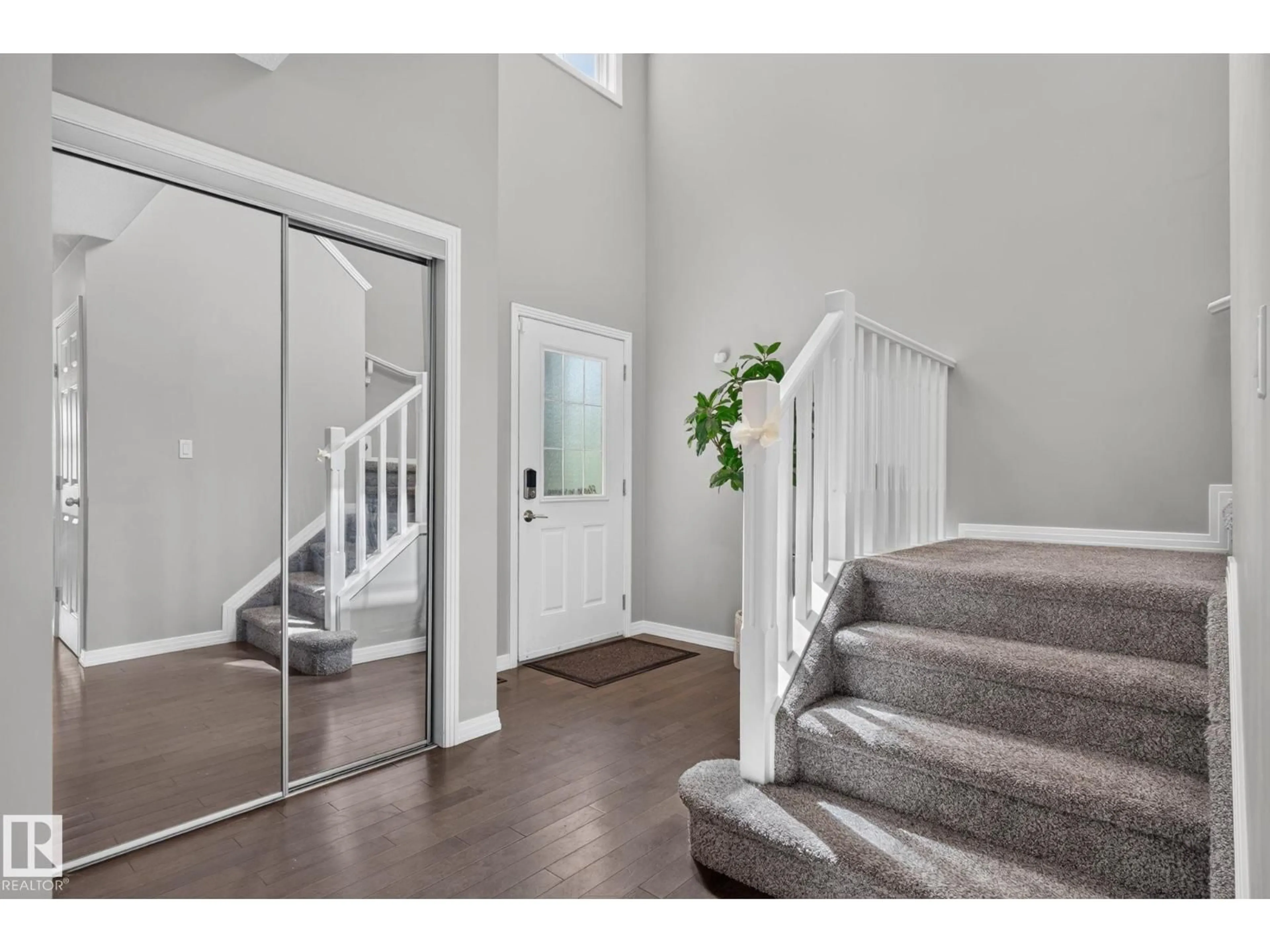 Indoor entryway for SW - 1103 176 ST, Edmonton Alberta T6W2B7
