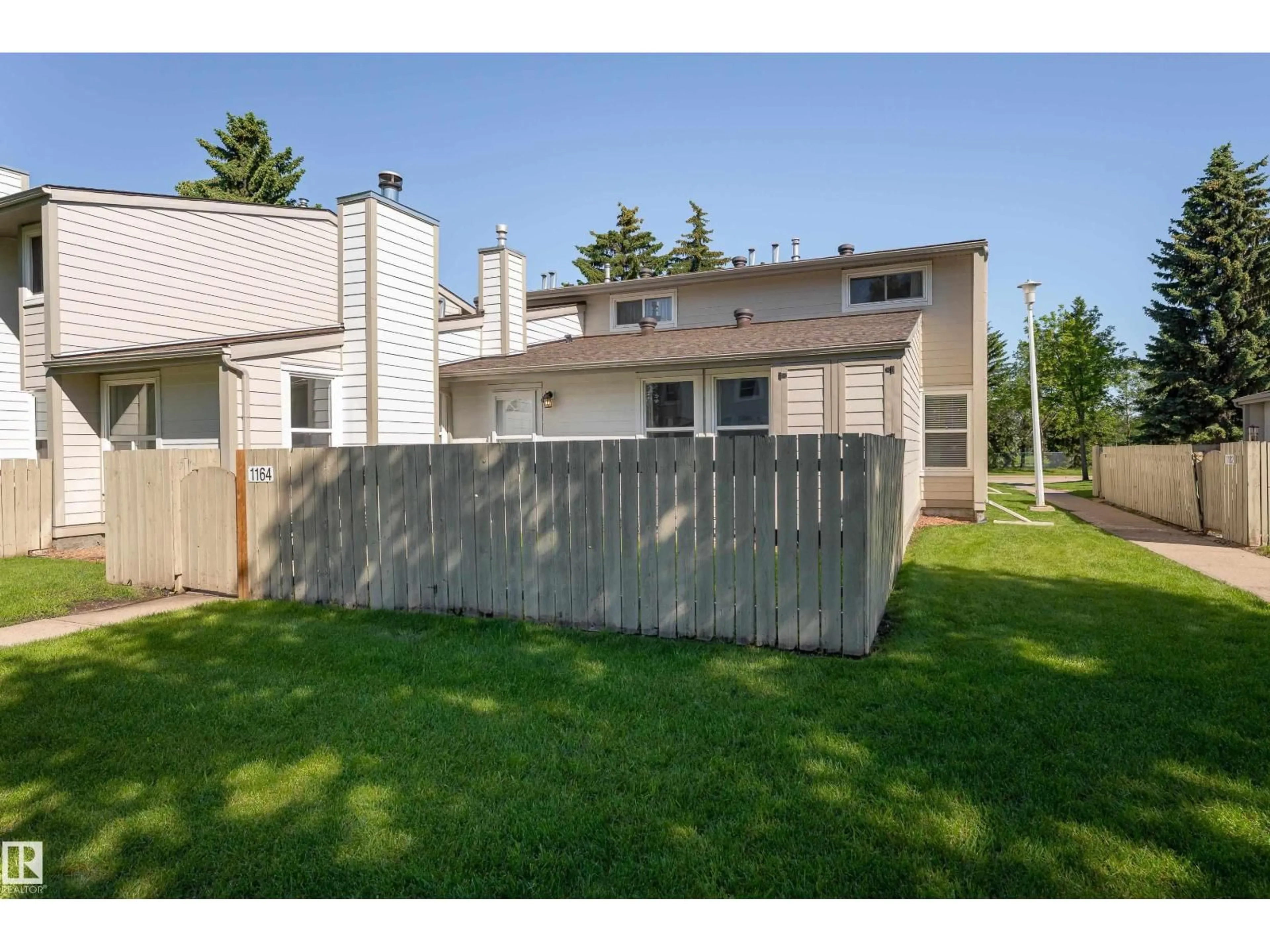 Patio, street for 1164 KNOTTWOOD RD, Edmonton Alberta T6K2J8