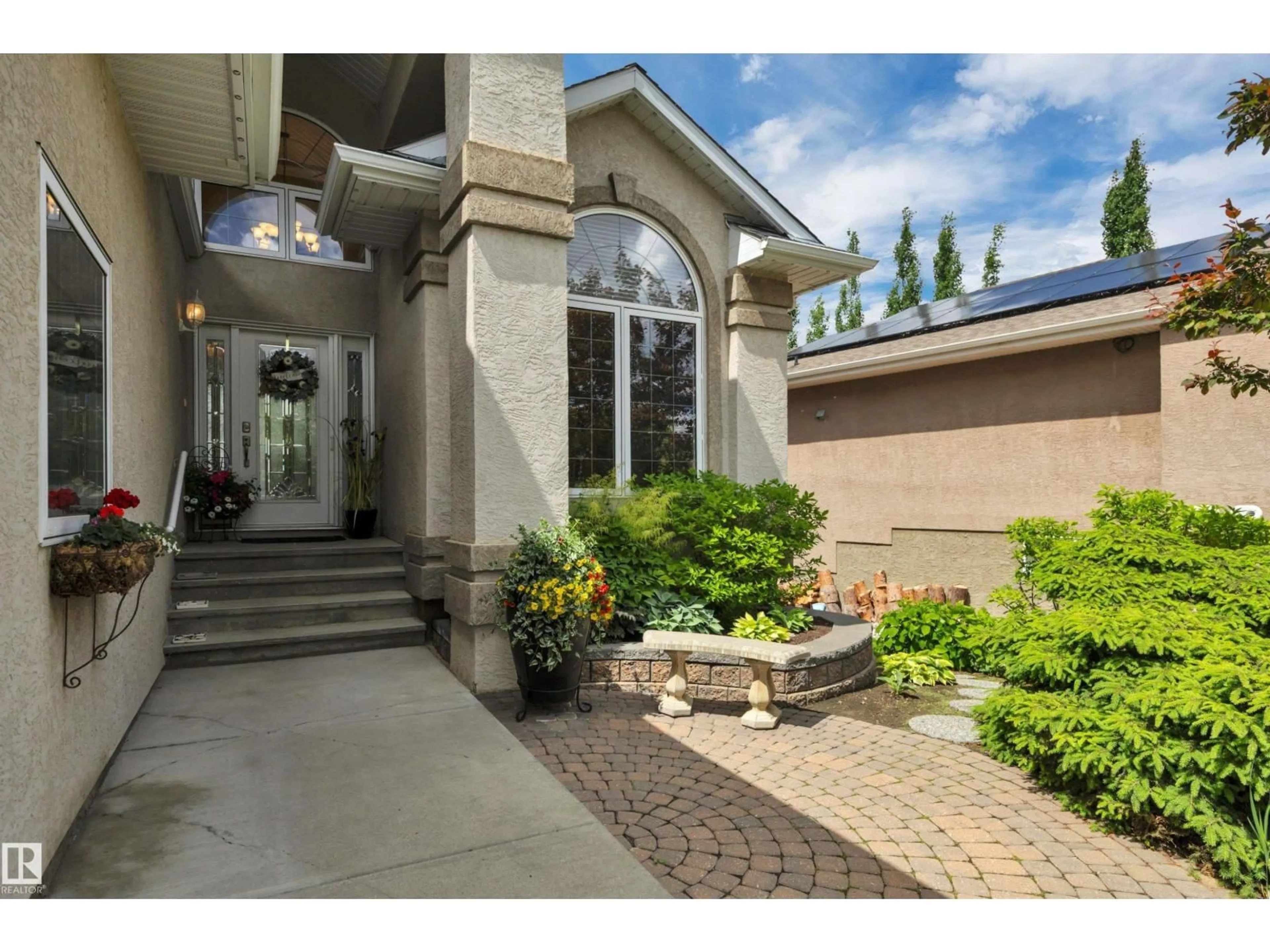 Indoor entryway for 38 SHORES DR, Leduc Alberta T9E8N7