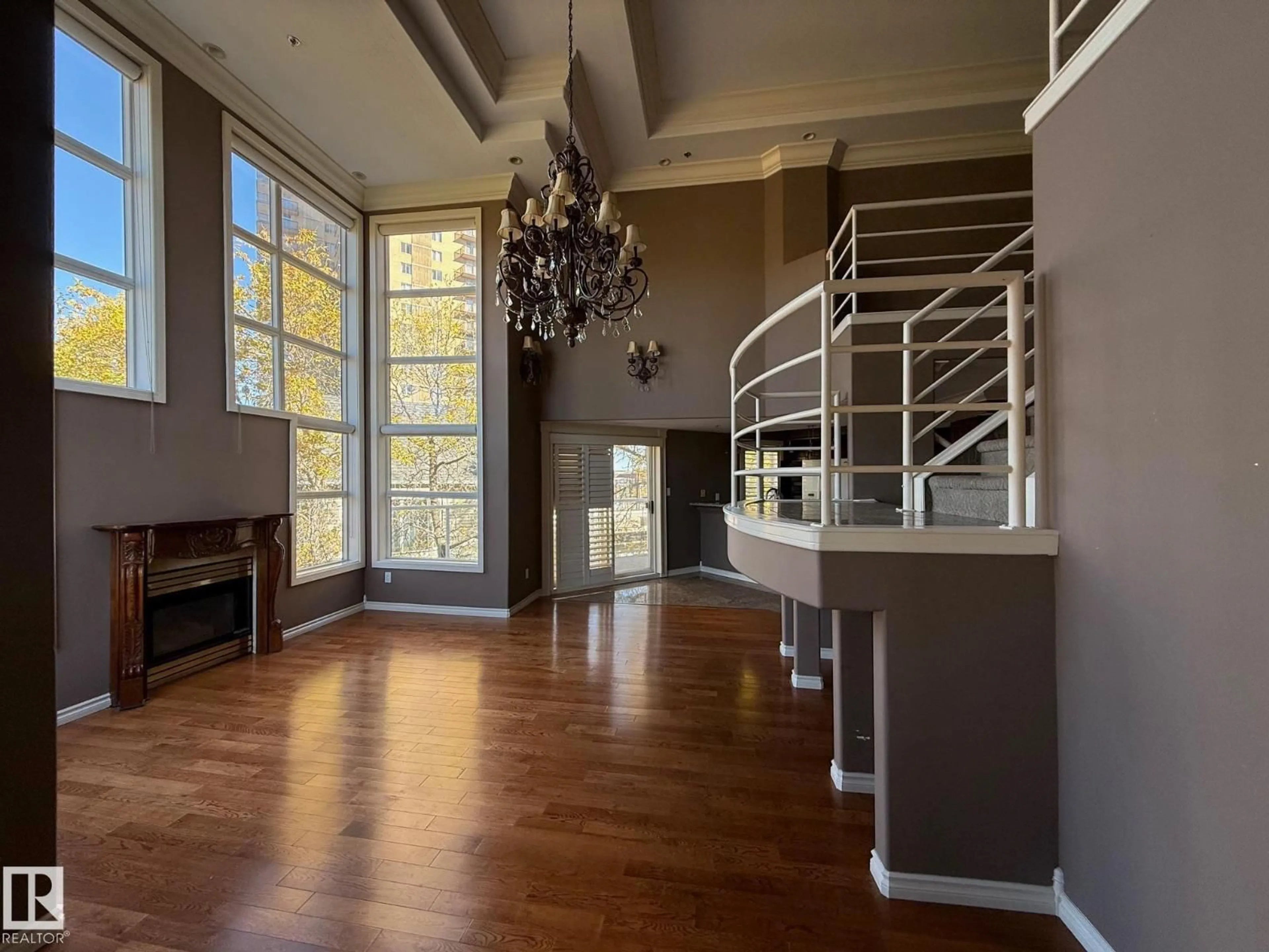 Indoor foyer for #404 - 12028 103 AV, Edmonton Alberta T5K2T9