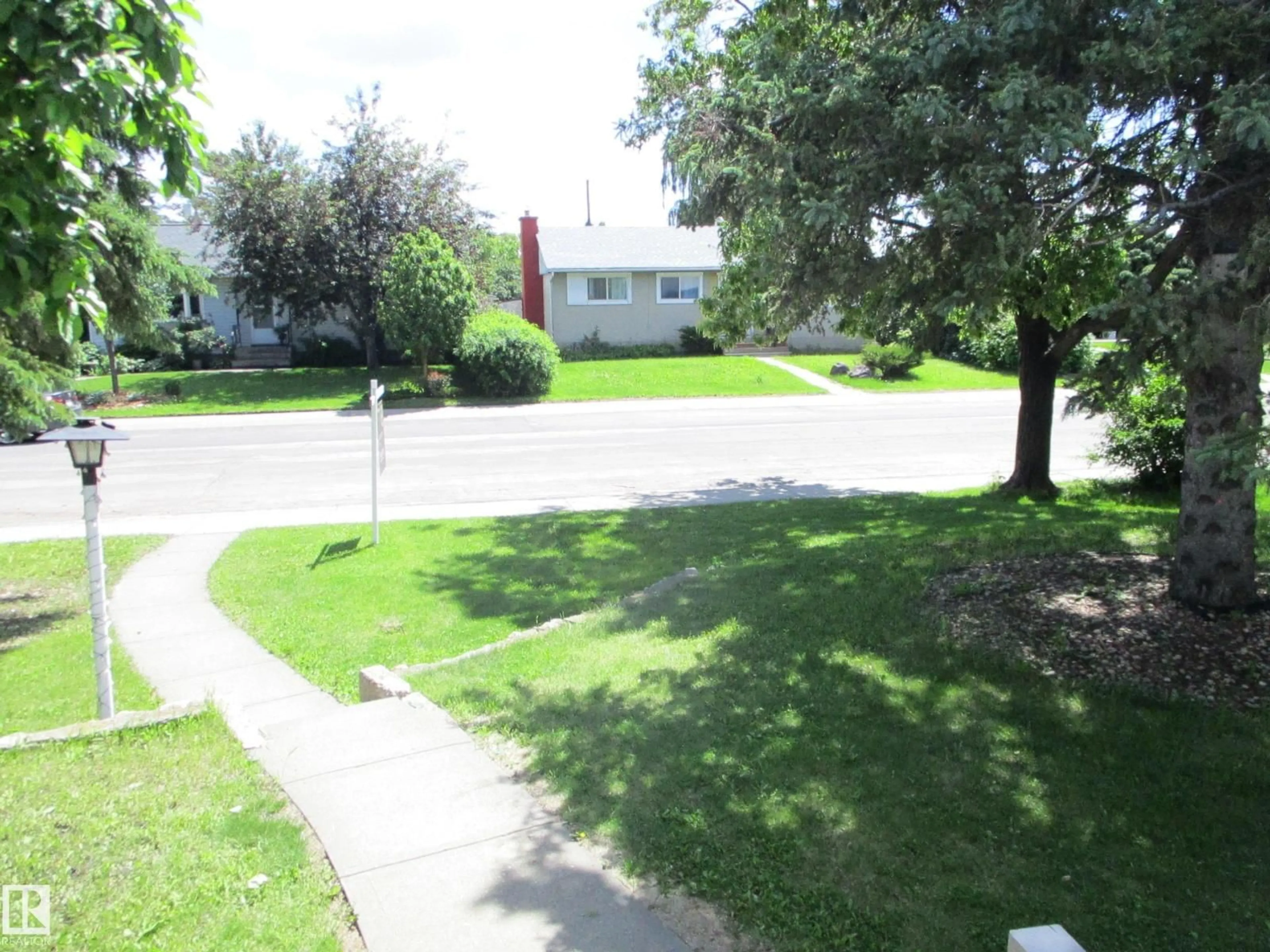 Unknown for NW - 10946 165 ST, Edmonton Alberta T5P3T7