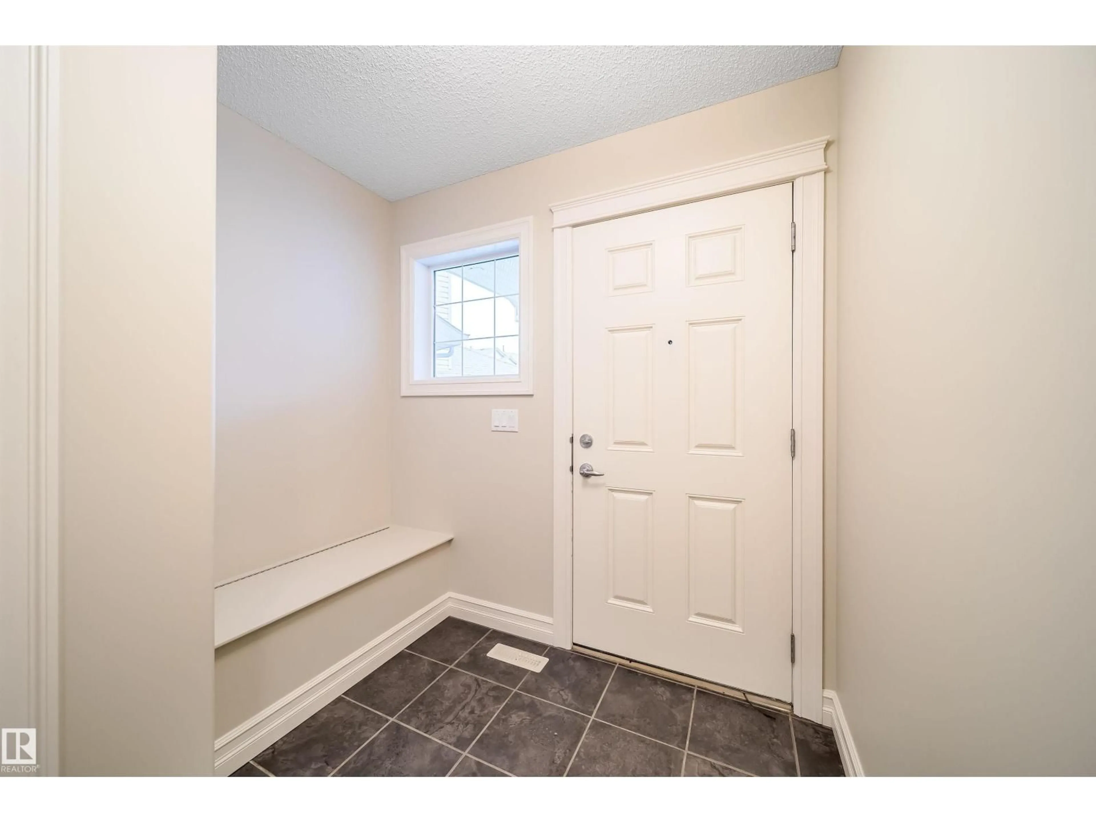 Indoor entryway for SW - 11312 13 AVE, Edmonton Alberta T6W0G9