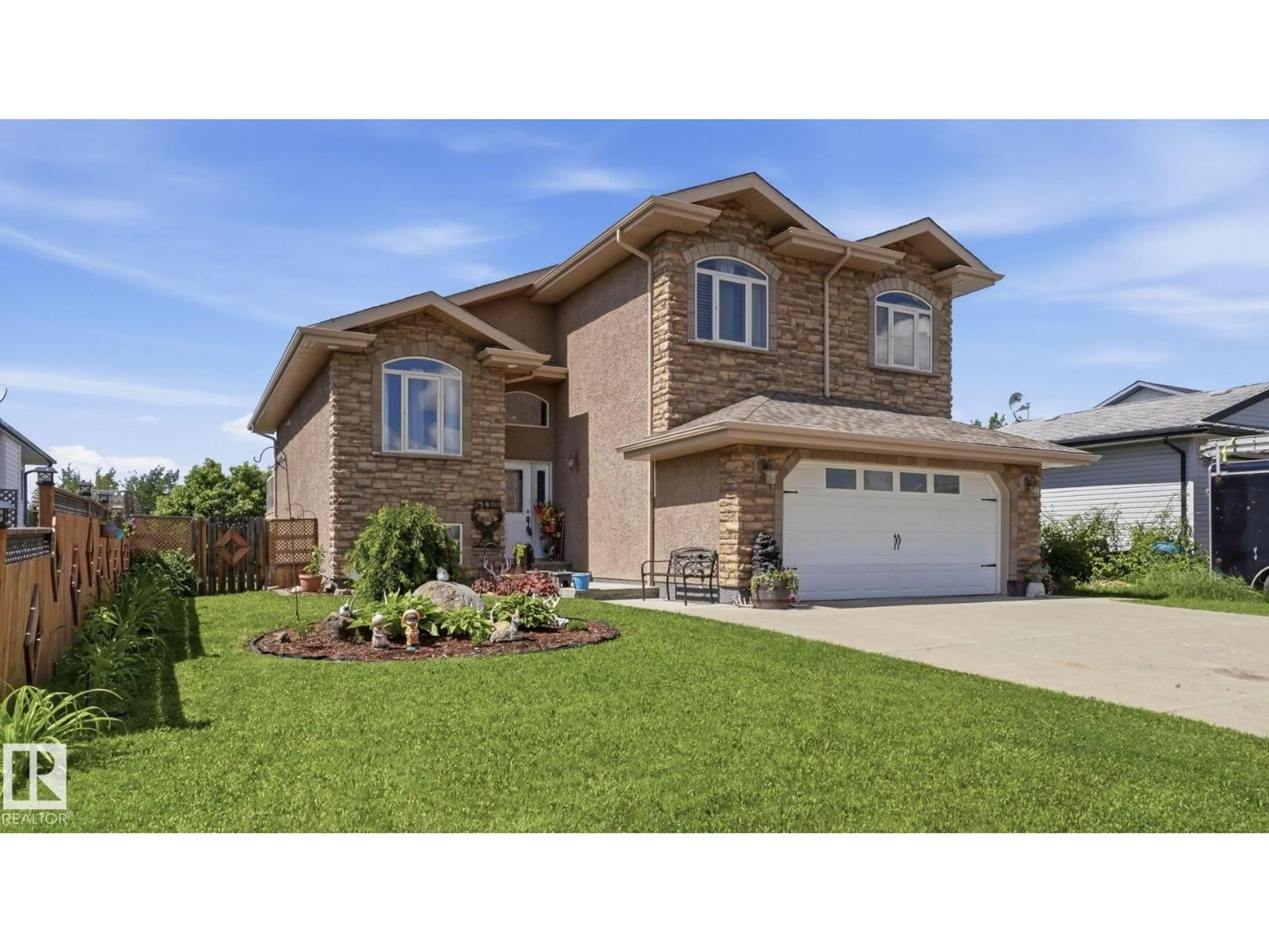 Home with brick exterior material, street for 5130 SPORTSVIEW DR, New Sarepta Alberta T0B3M0