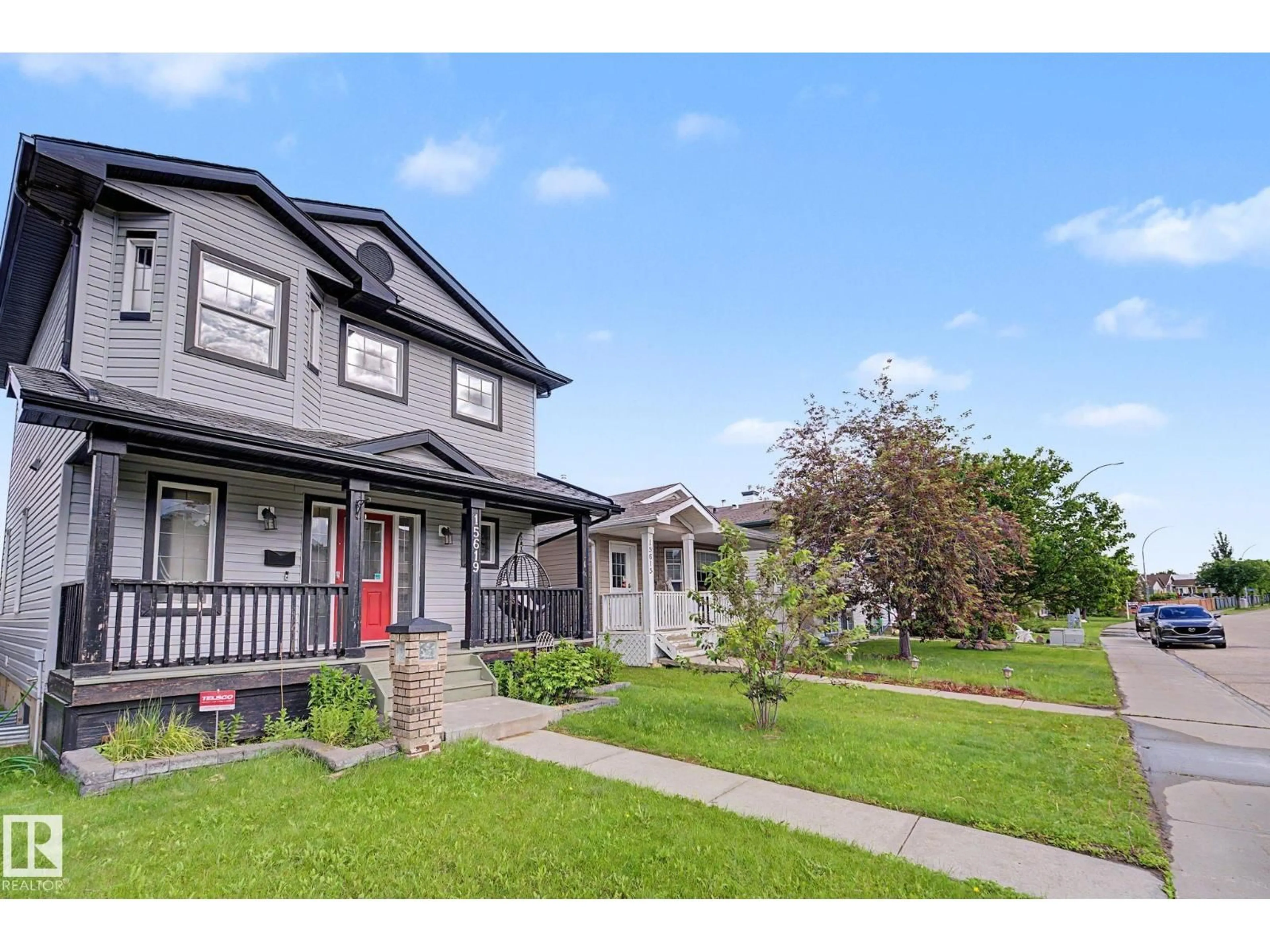 Home with vinyl exterior material, street for NW - 15619 45 ST, Edmonton Alberta T5Y3G8