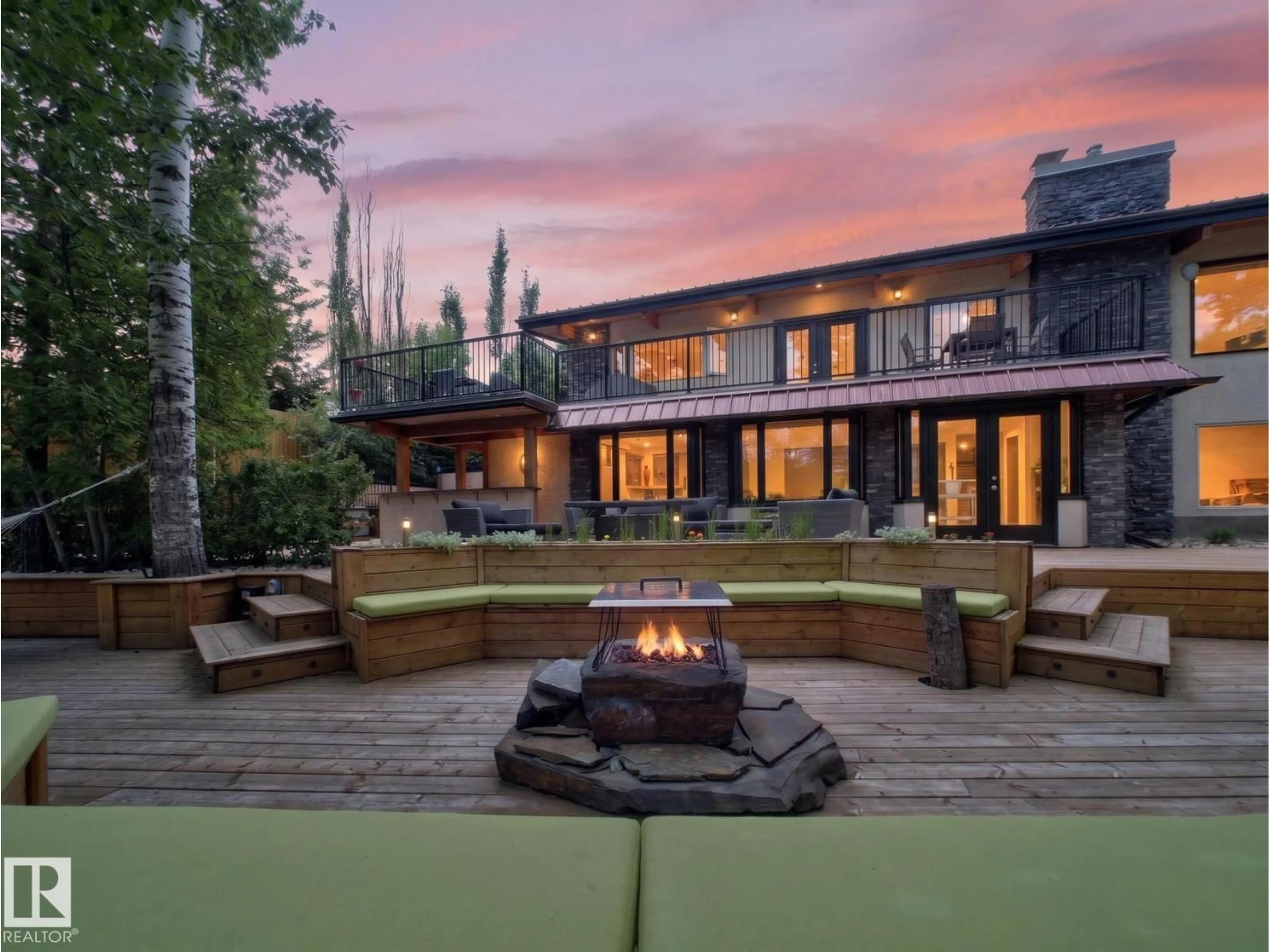 Patio, mountain view for 4 GOULD PL, St. Albert Alberta T8N1R8