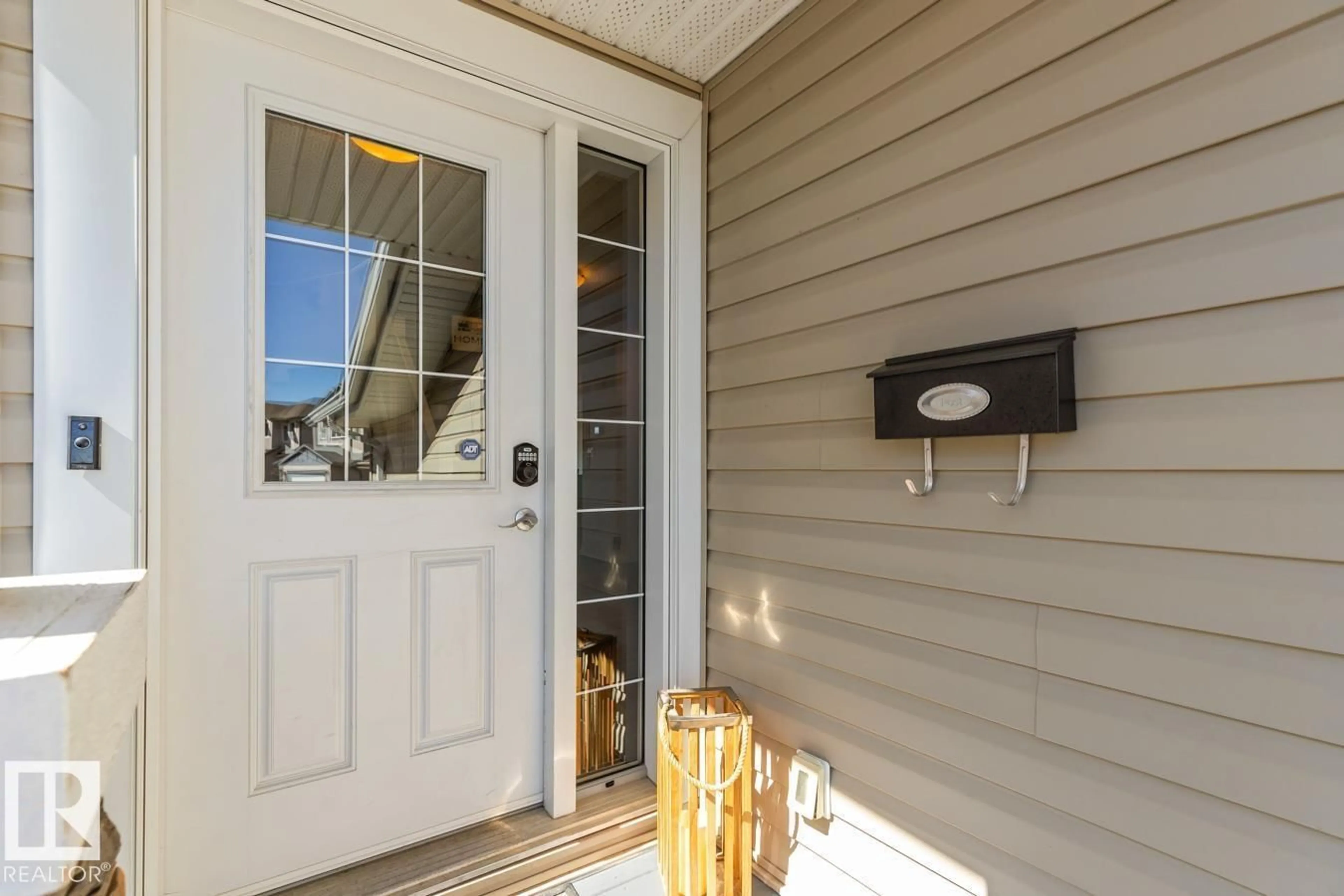 Indoor entryway for 66 DUNLOP WD, Leduc Alberta T9E0N3