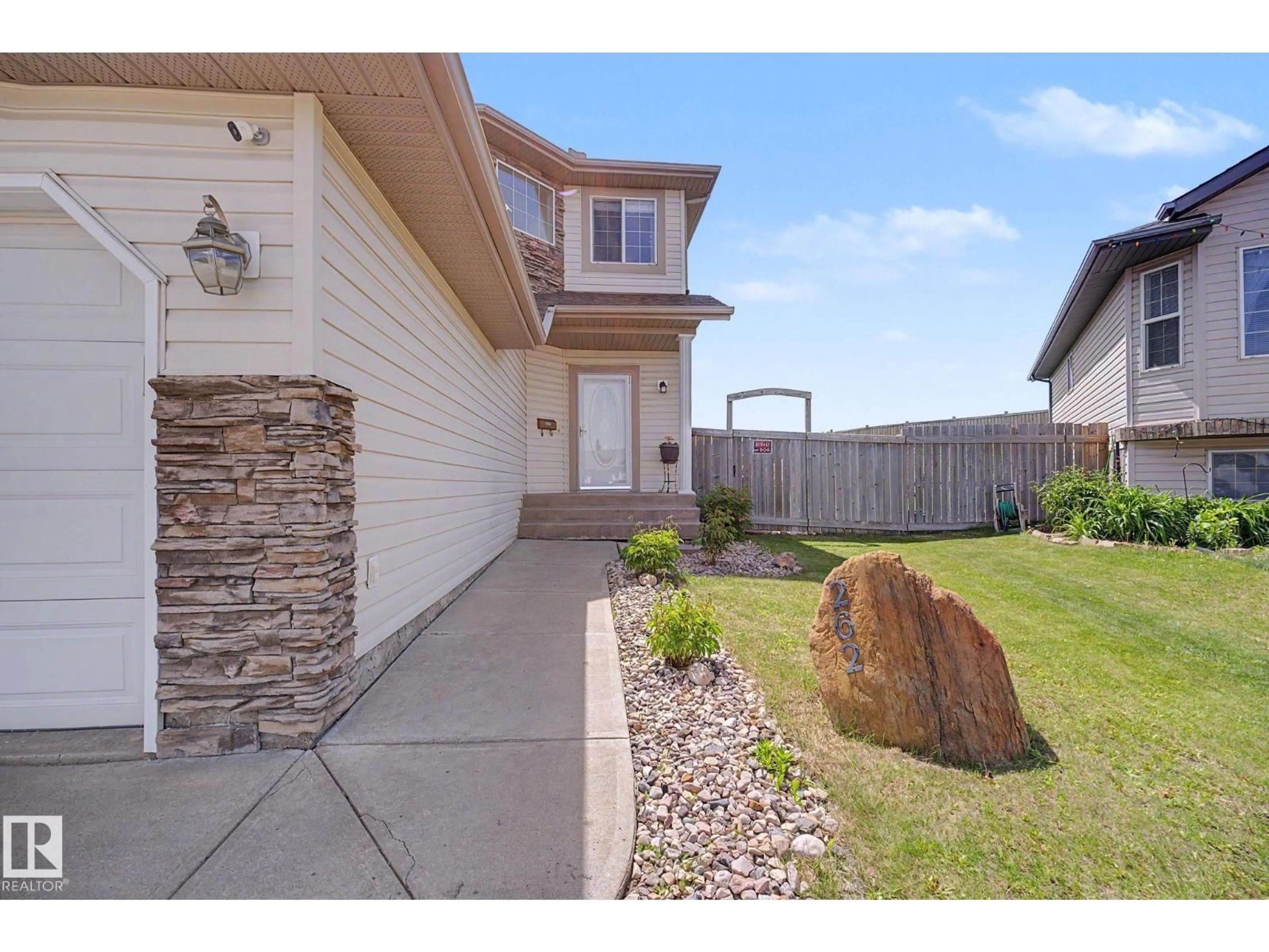 Unknown for 262 DUNVEGAN RD, Edmonton Alberta T5L5E5
