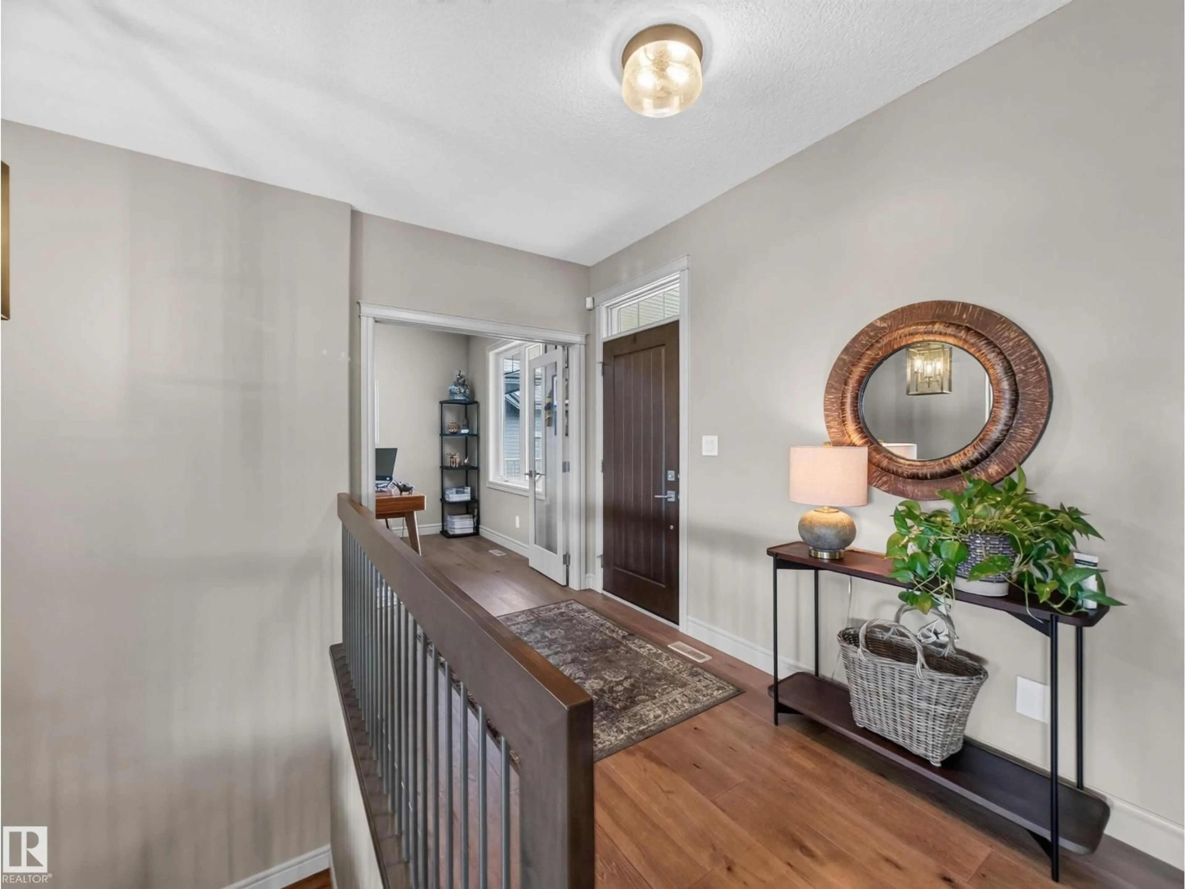 Indoor entryway for 4003 49 AV, Beaumont Alberta T4X1Y7