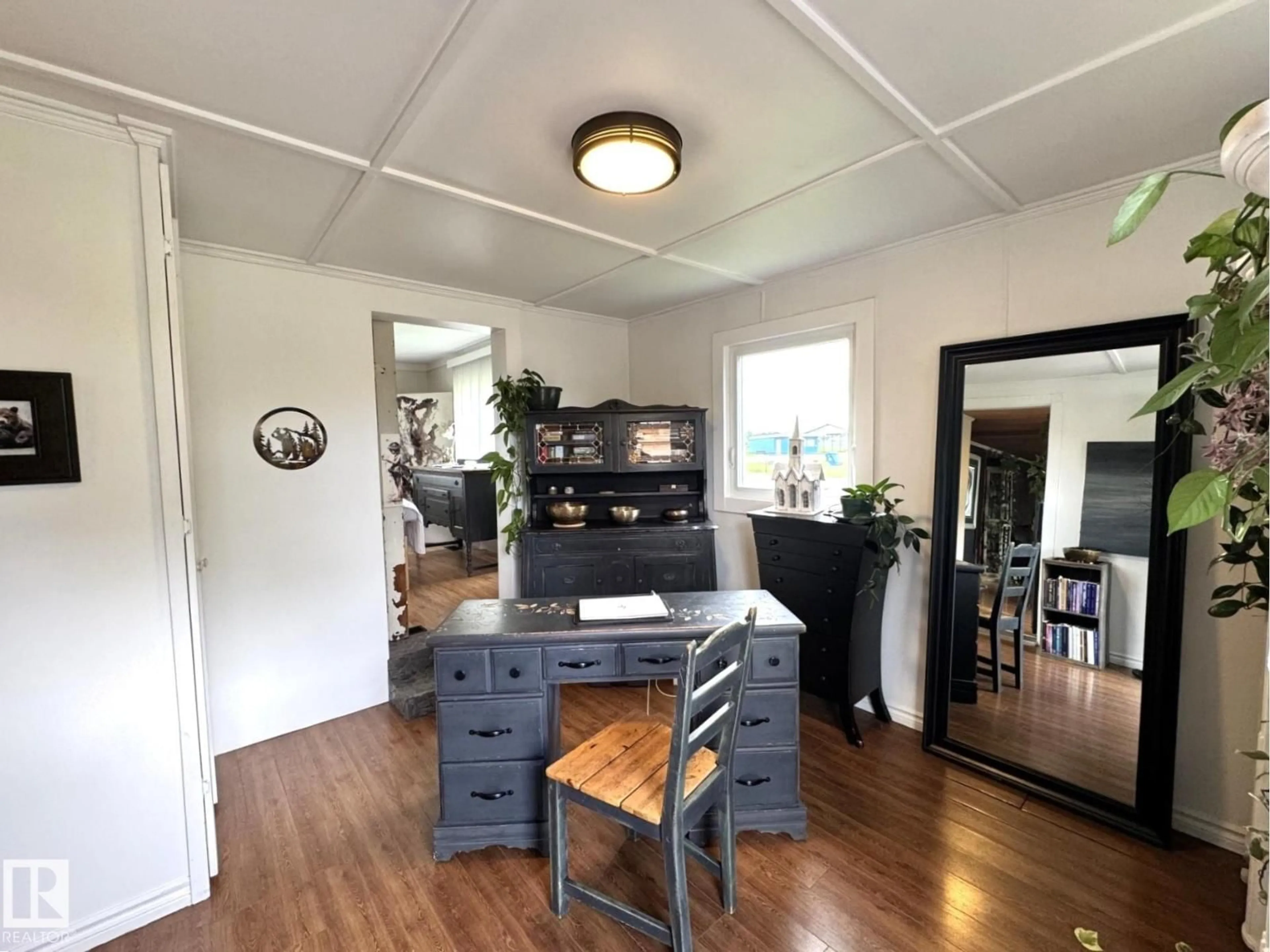 Open concept kitchen, wood/laminate floor for 4707 54 AV, Wildwood Alberta T0E2M0