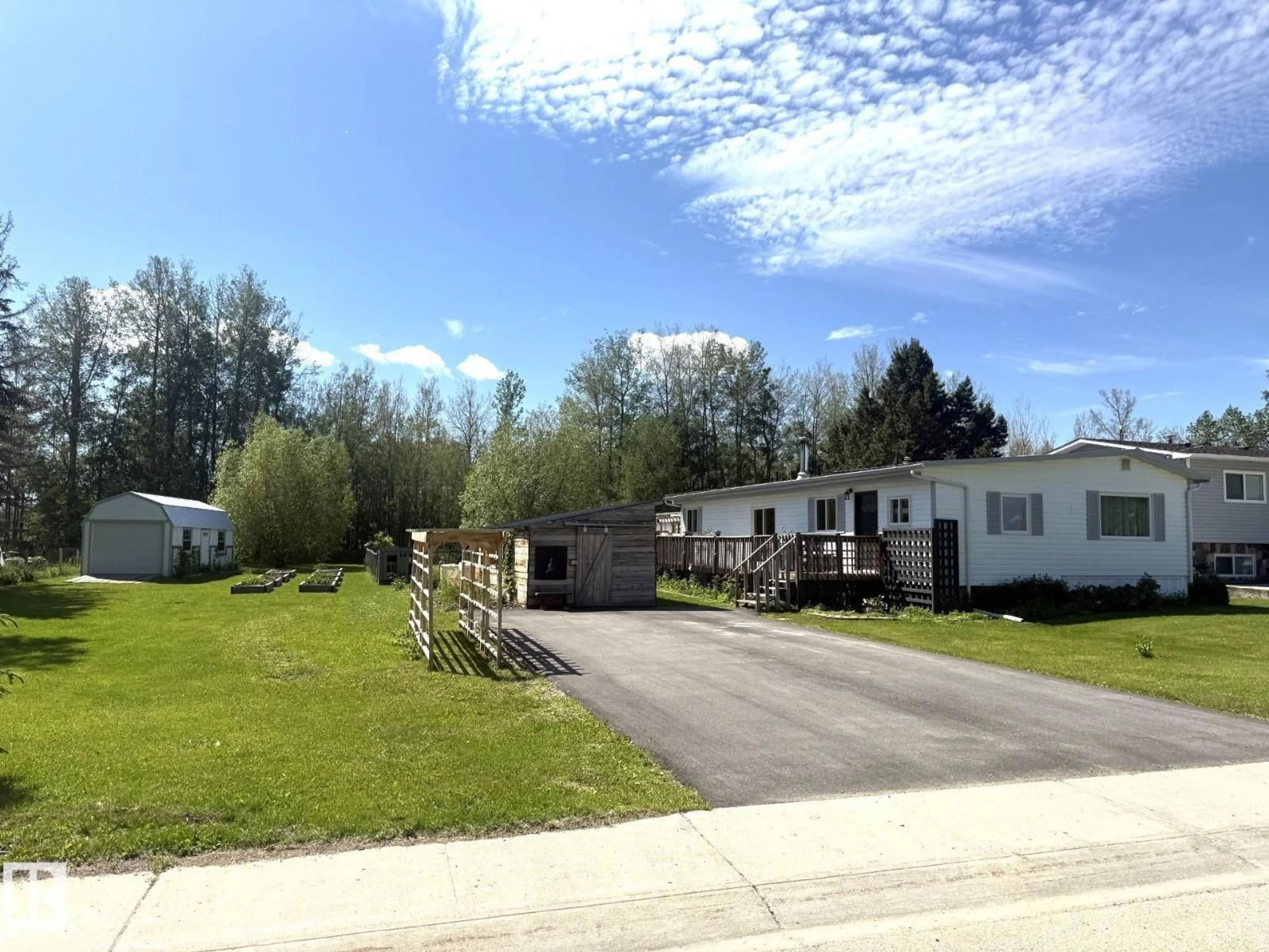 Unknown for 4707 54 AV, Wildwood Alberta T0E2M0