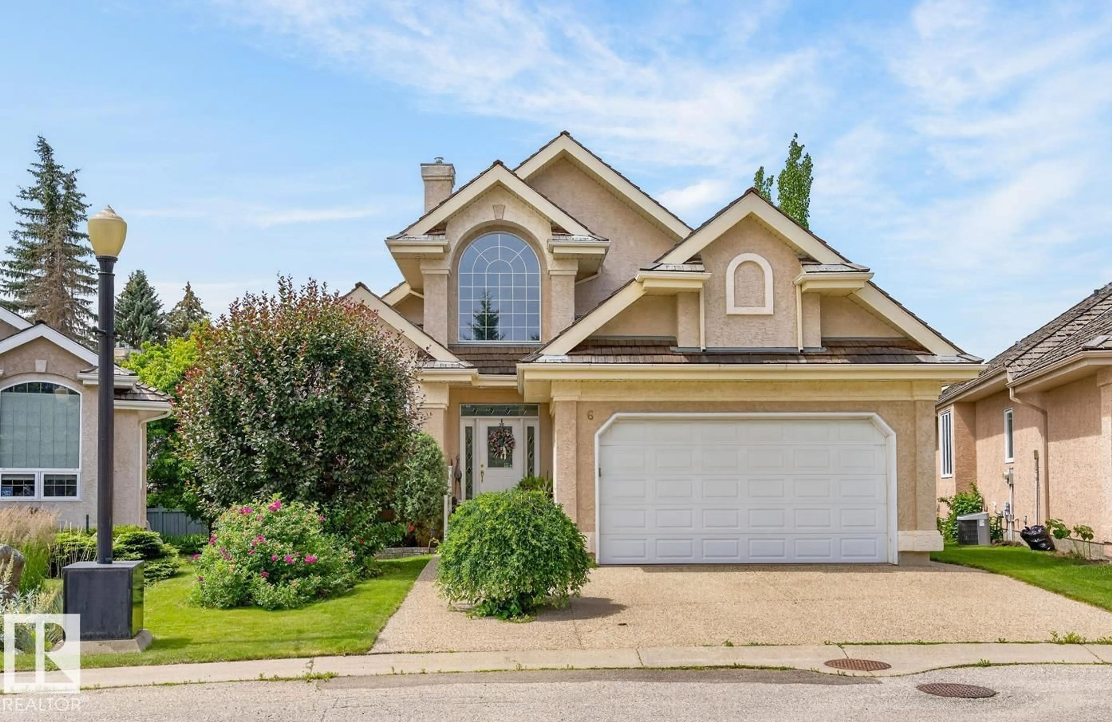 Home with vinyl exterior material, street for 6 PRESTIGE POINT NW, Edmonton Alberta T6M2T3