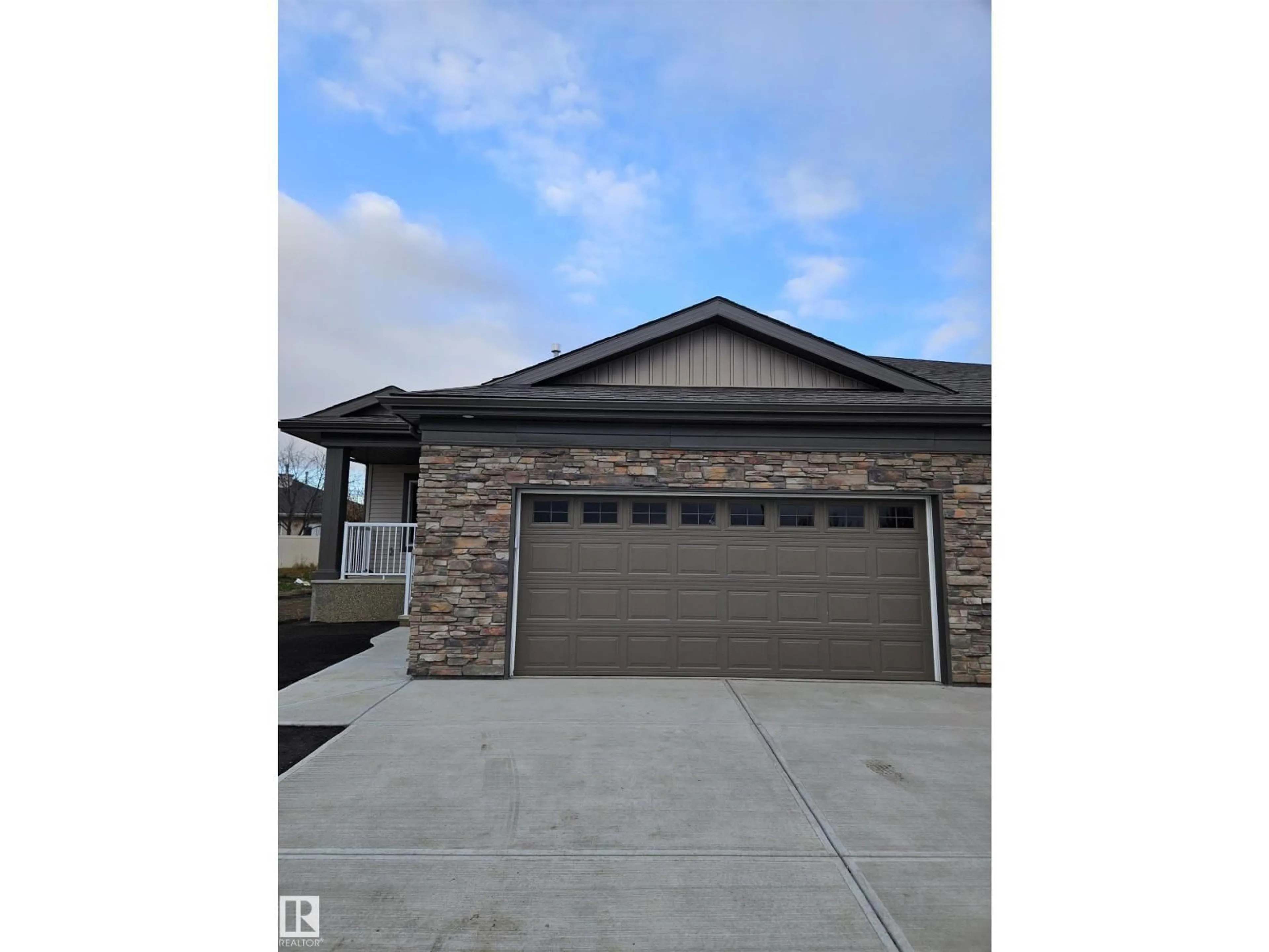 Unknown for 11 - 44 DALTON LI, Spruce Grove Alberta T7X4C4