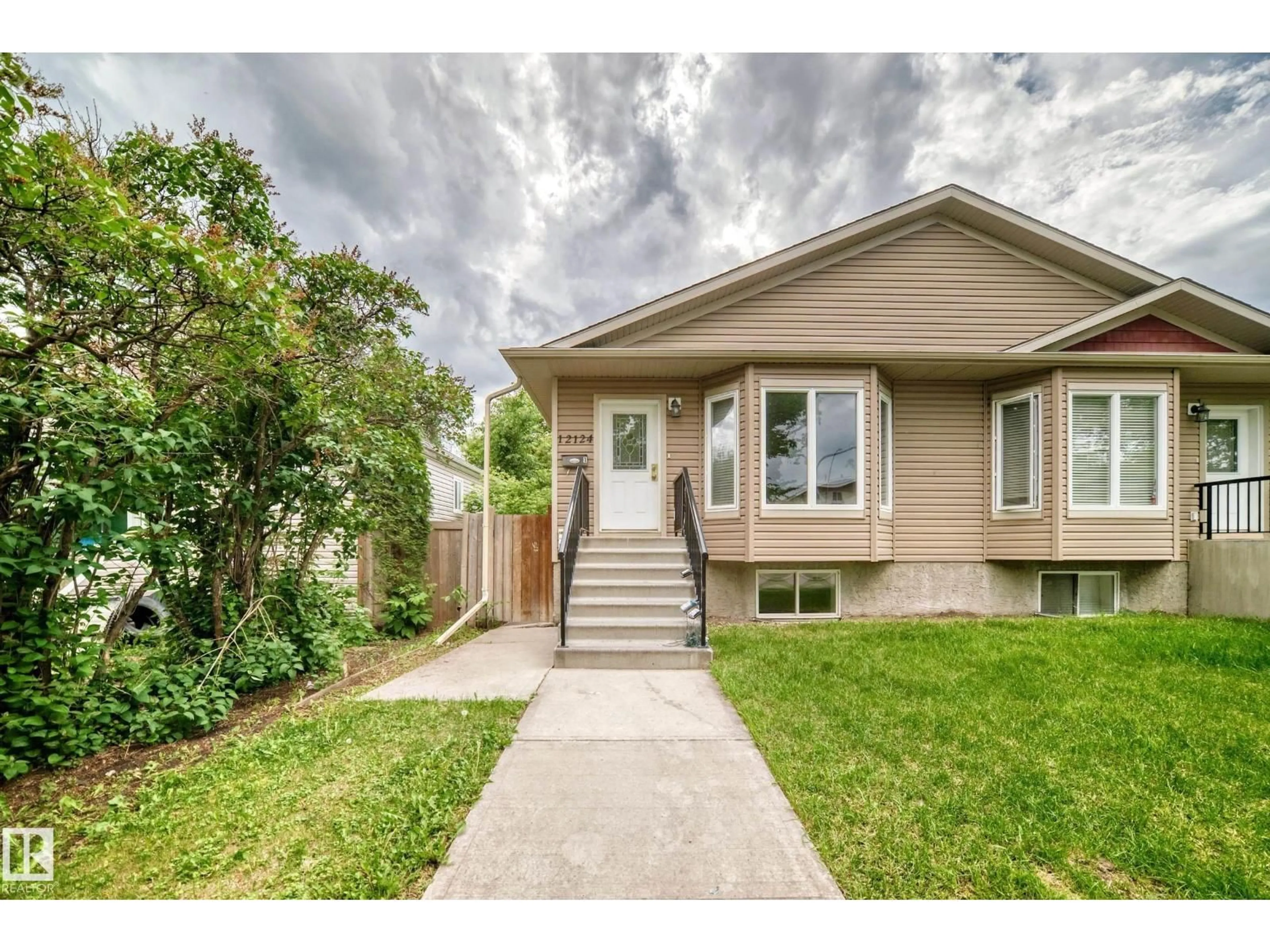 Unknown for NW - 12124 122 ST, Edmonton Alberta T5L0C8