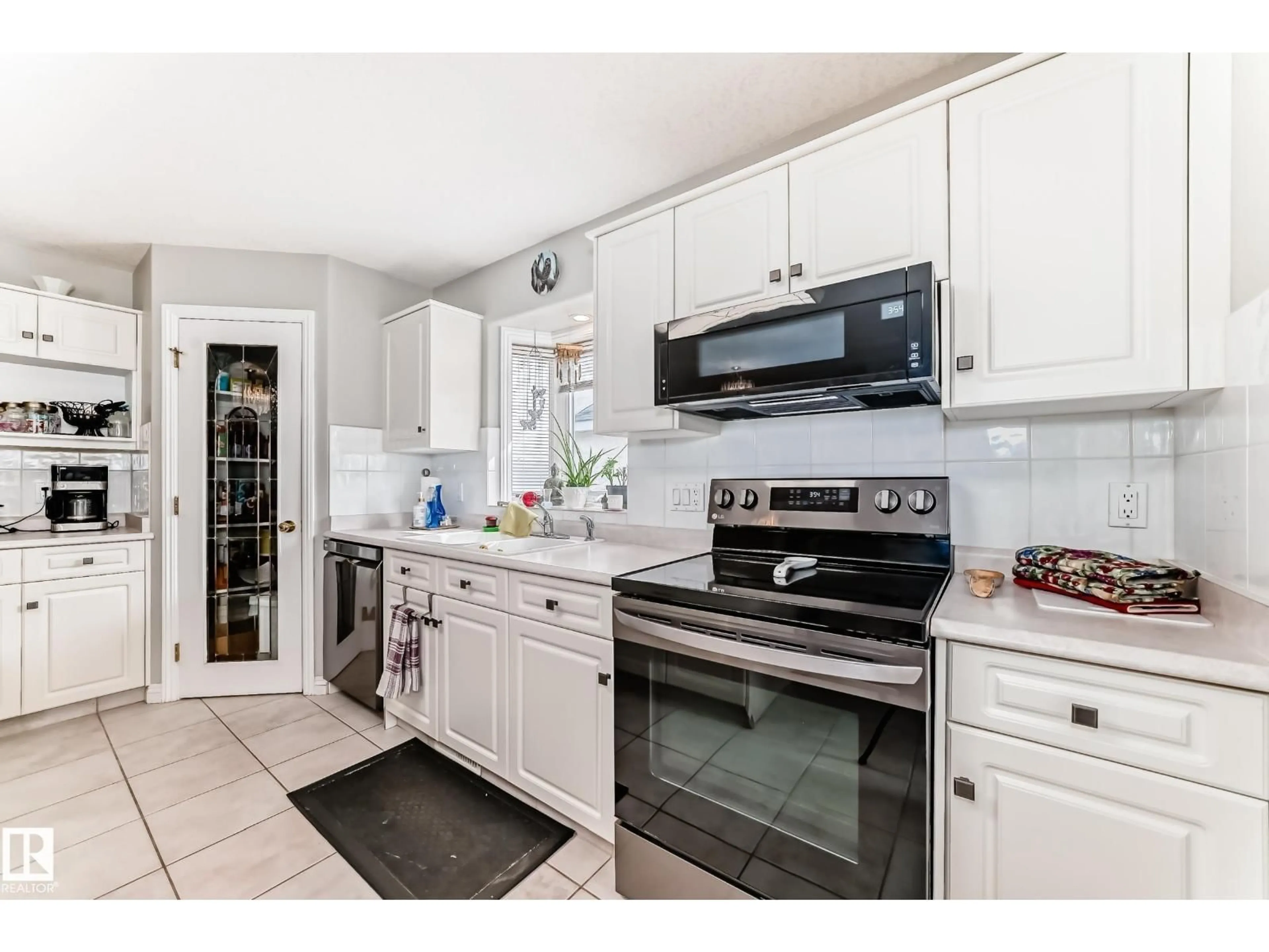 Unknown for 168 KULAWY DR, Edmonton Alberta T6L6Z1