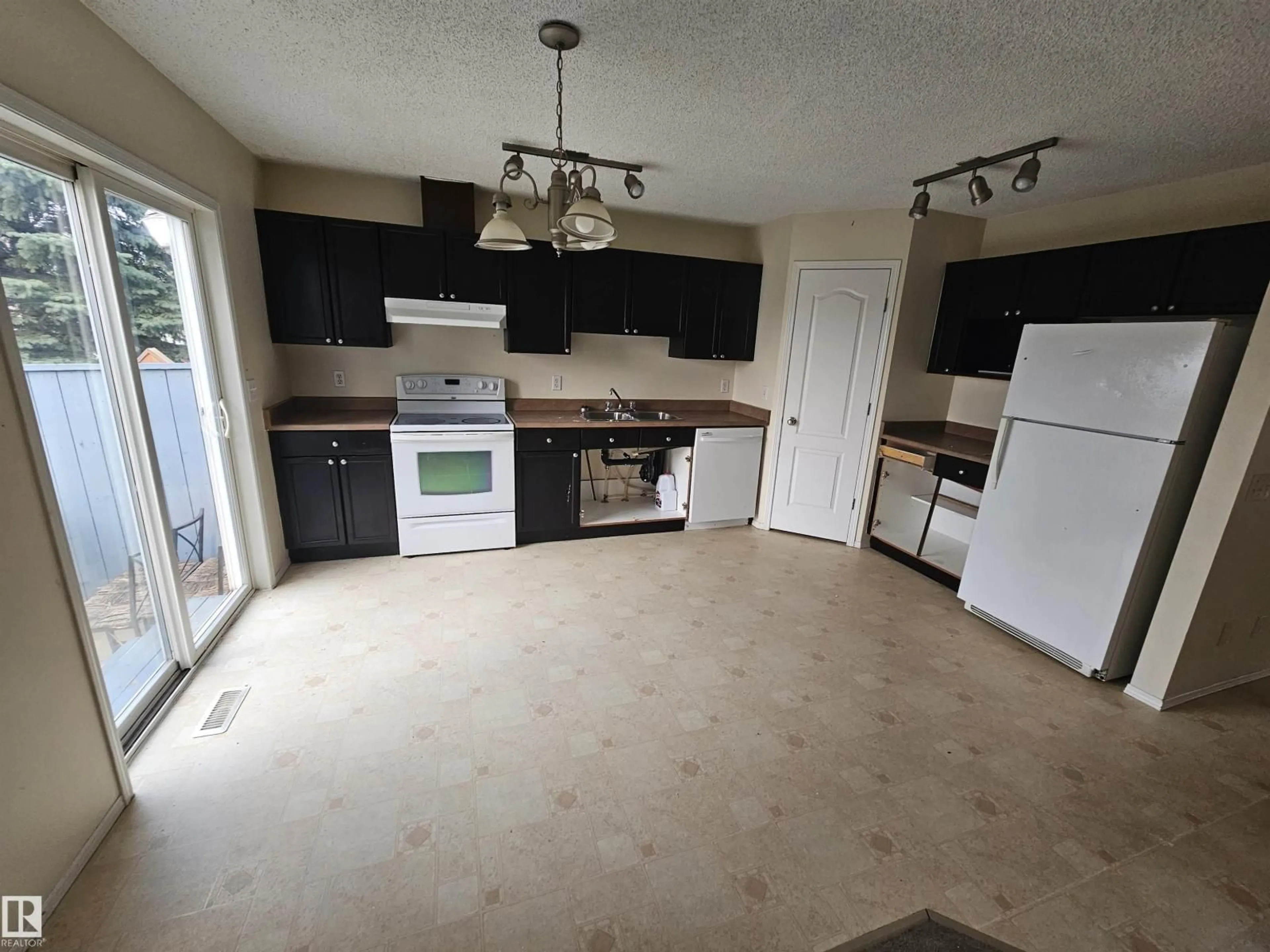 Unknown for 27 GROVE MEADOW DR, Spruce Grove Alberta T7X4L9