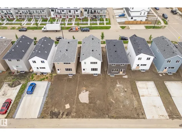1222 MCLEOD AV, Spruce Grove 2