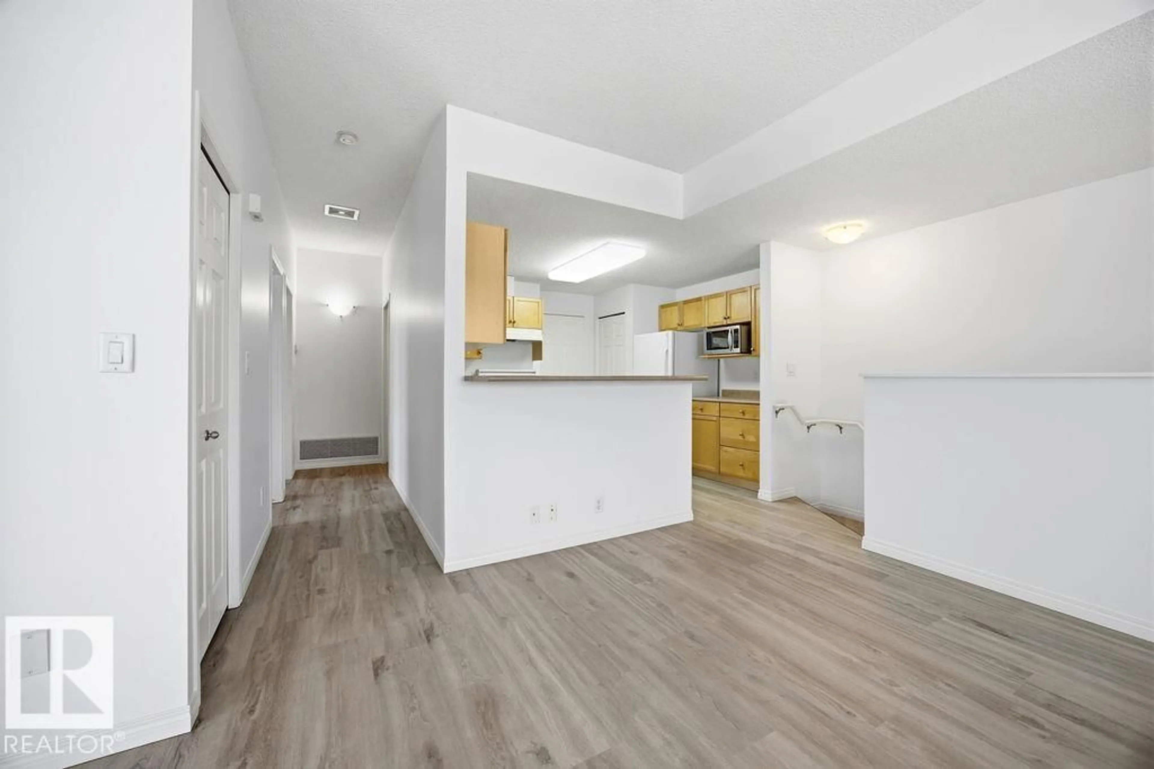 Unknown for #34 - 1179 SUMMERSIDE DR, Edmonton Alberta T6X1K1