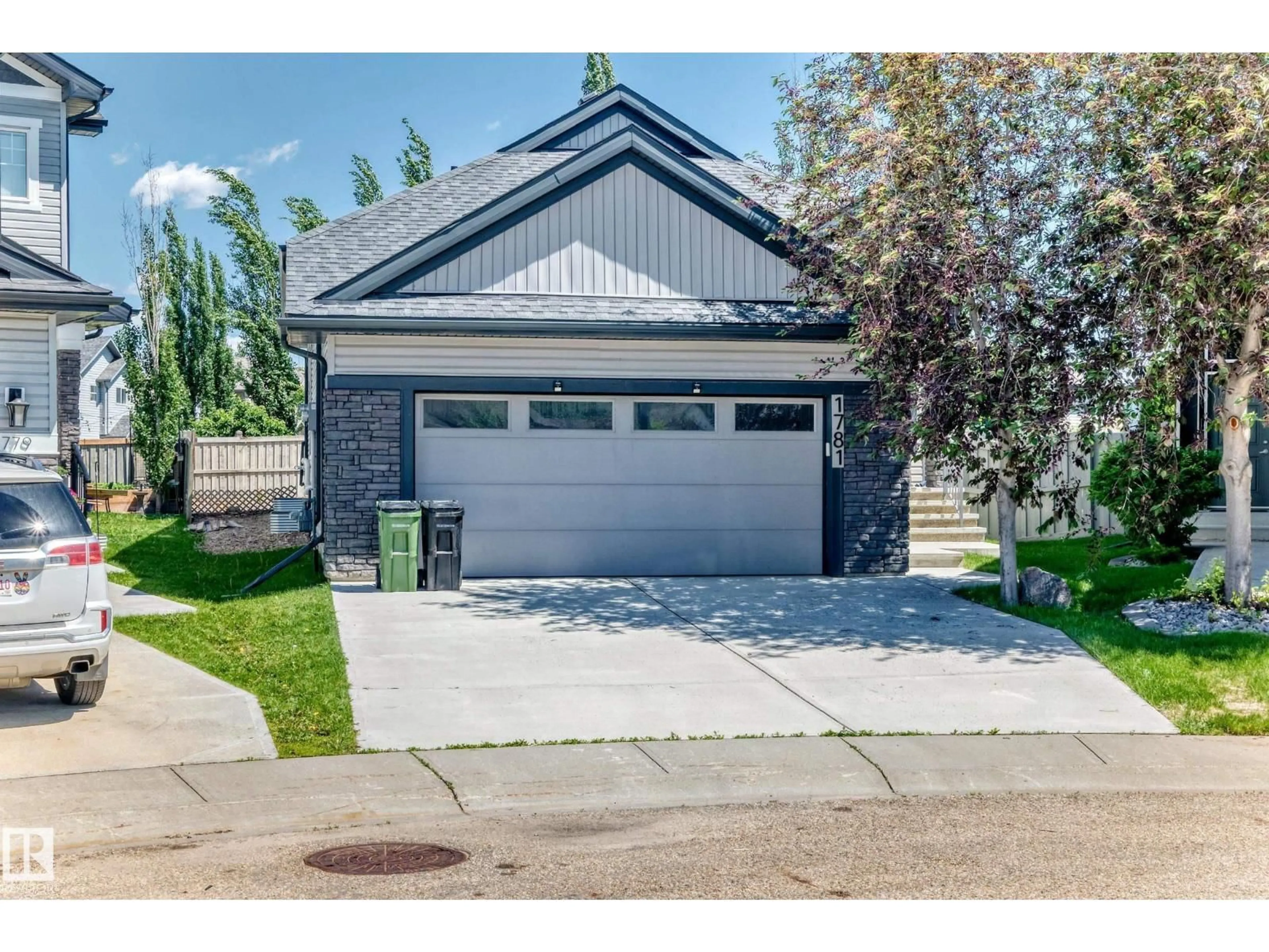 Unknown for 1781 MELROSE CR, Edmonton Alberta T6W0A2