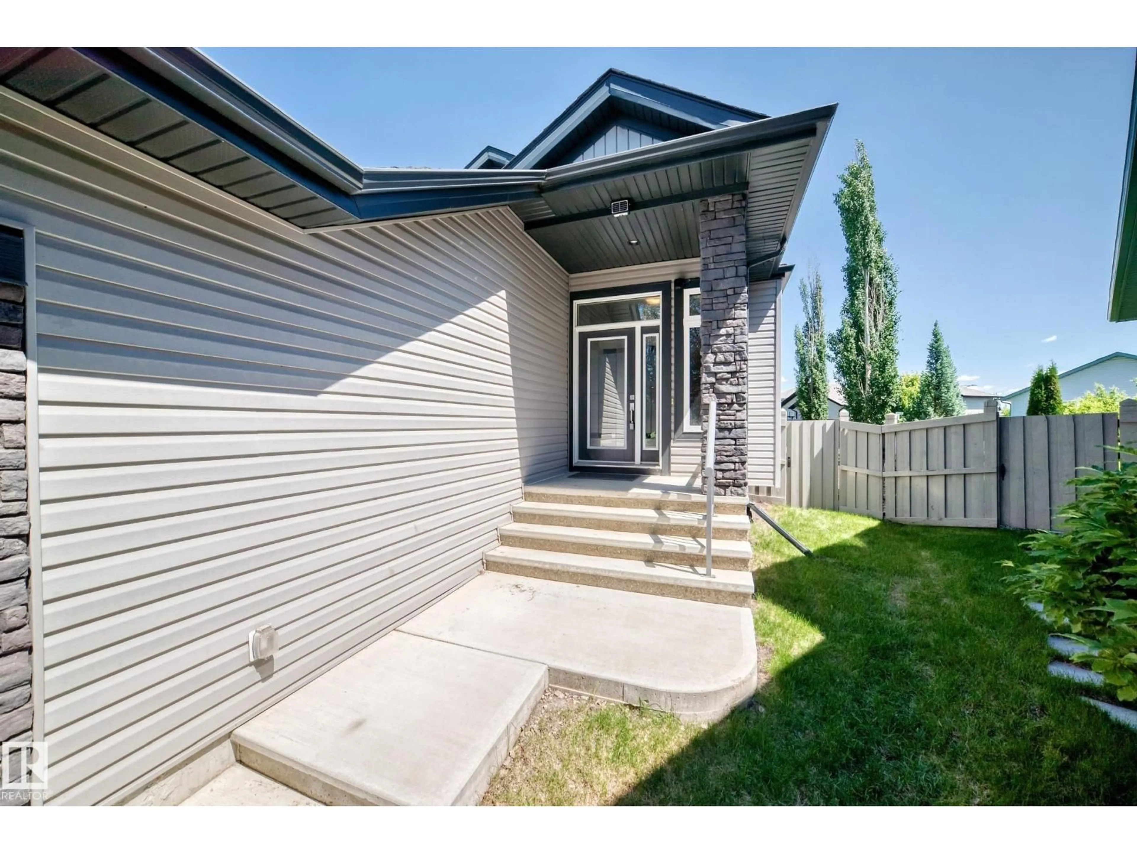 Unknown for 1781 MELROSE CR, Edmonton Alberta T6W0A2