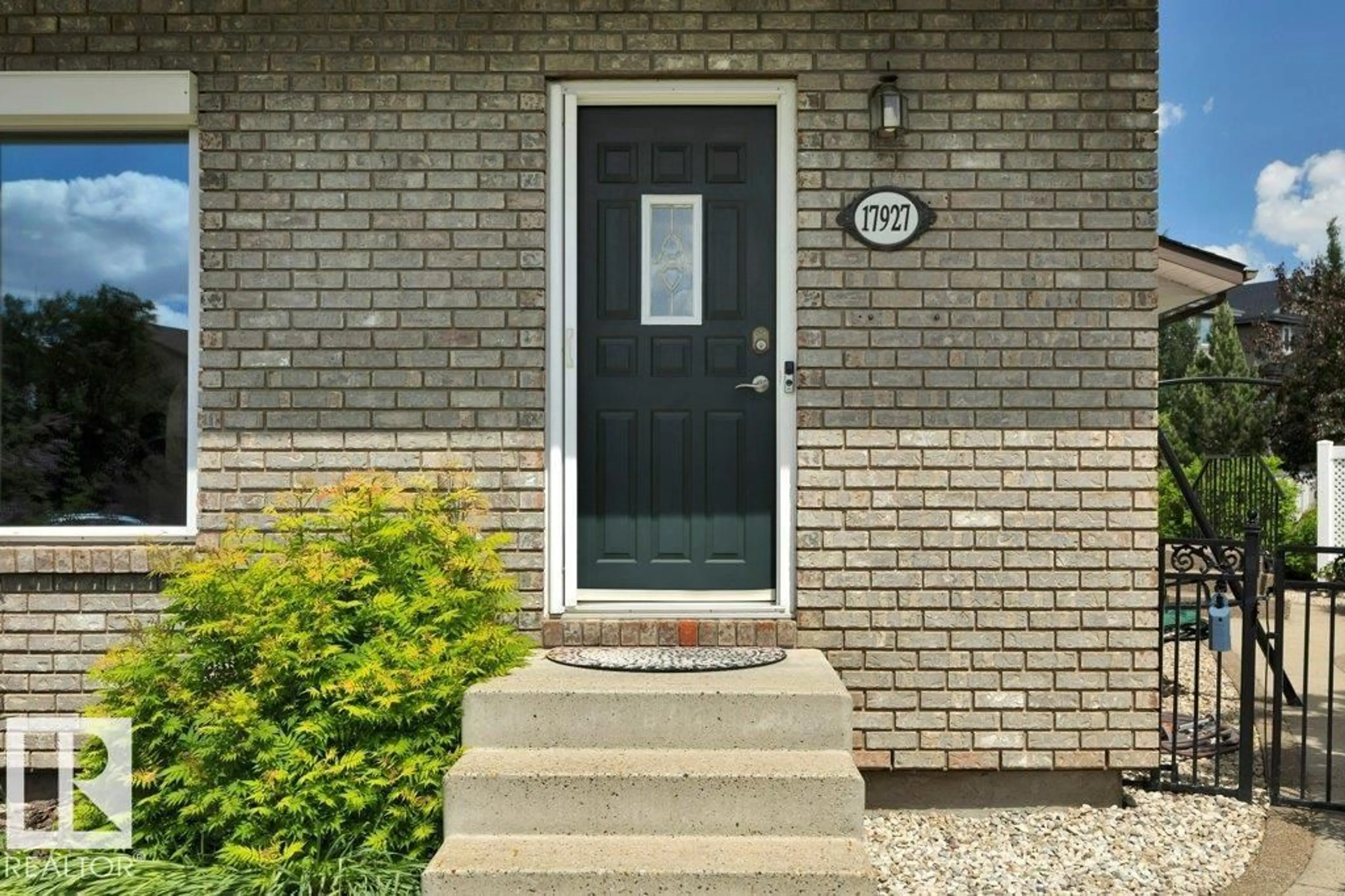 Unknown for NW - 17927 92A ST, Edmonton Alberta T5Z2J9
