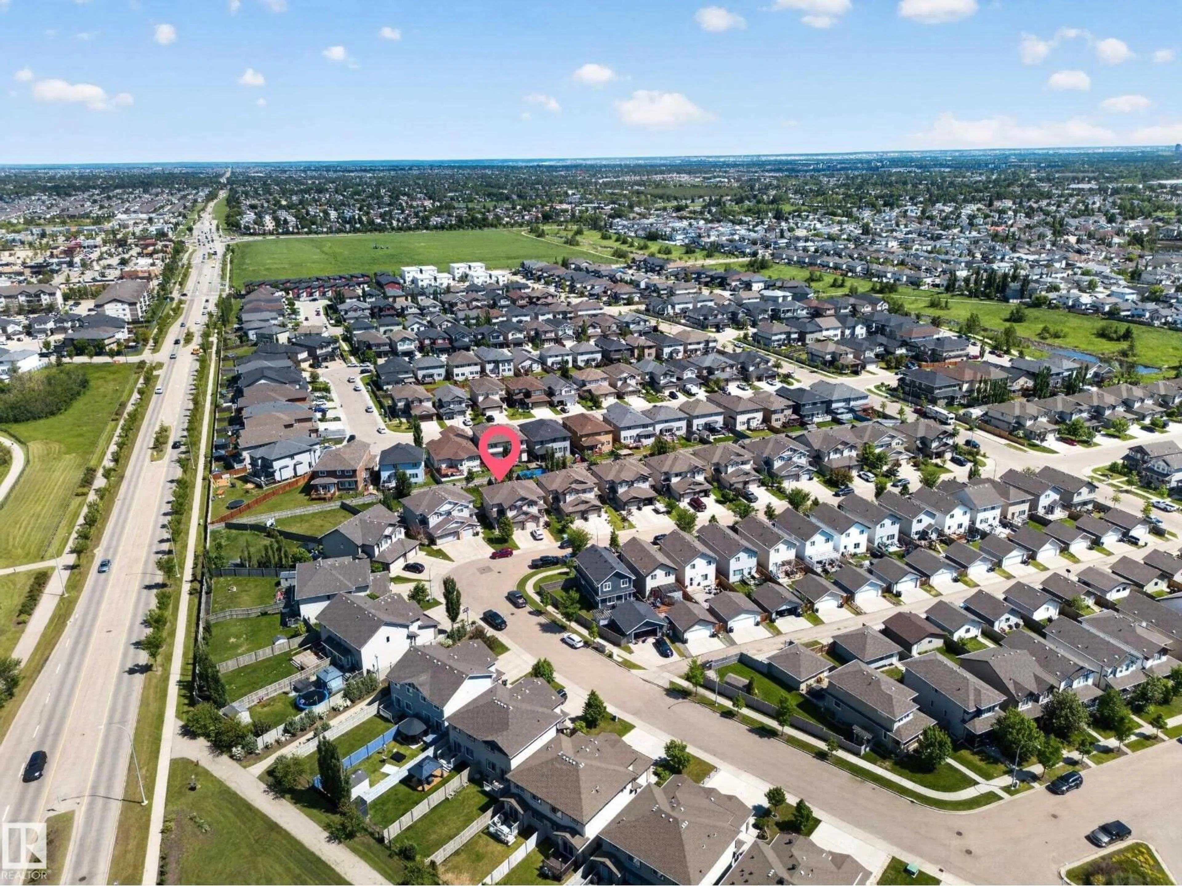 A pic from outside/outdoor area/front of a property/back of a property/a pic from drone, street for NW - 16537 134 ST, Edmonton Alberta T6V0G6