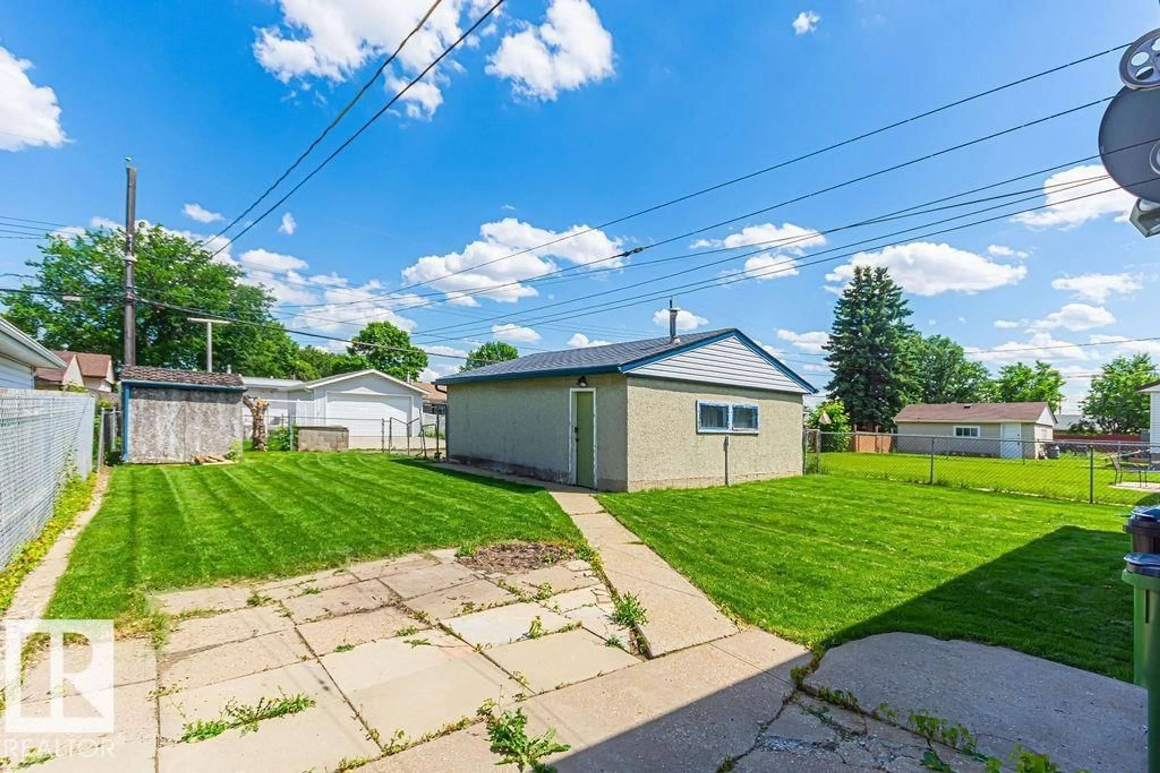 A pic from outside/outdoor area/front of a property/back of a property/a pic from drone, street for NW - 13031 63 ST, Edmonton Alberta T5A0W5