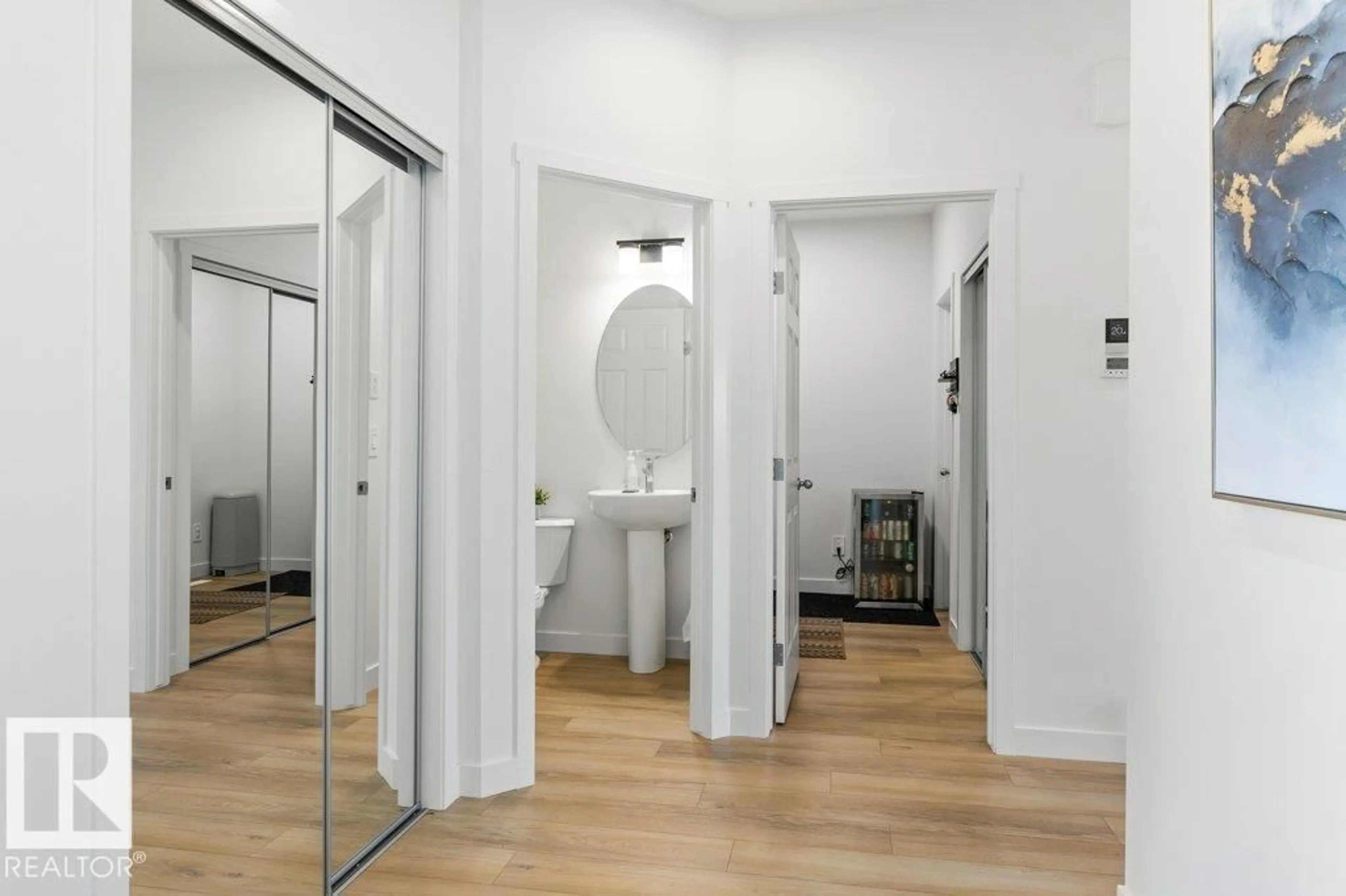 Standard bathroom, unknown for 25 NETTLE CR, St. Albert Alberta T8N7Z8