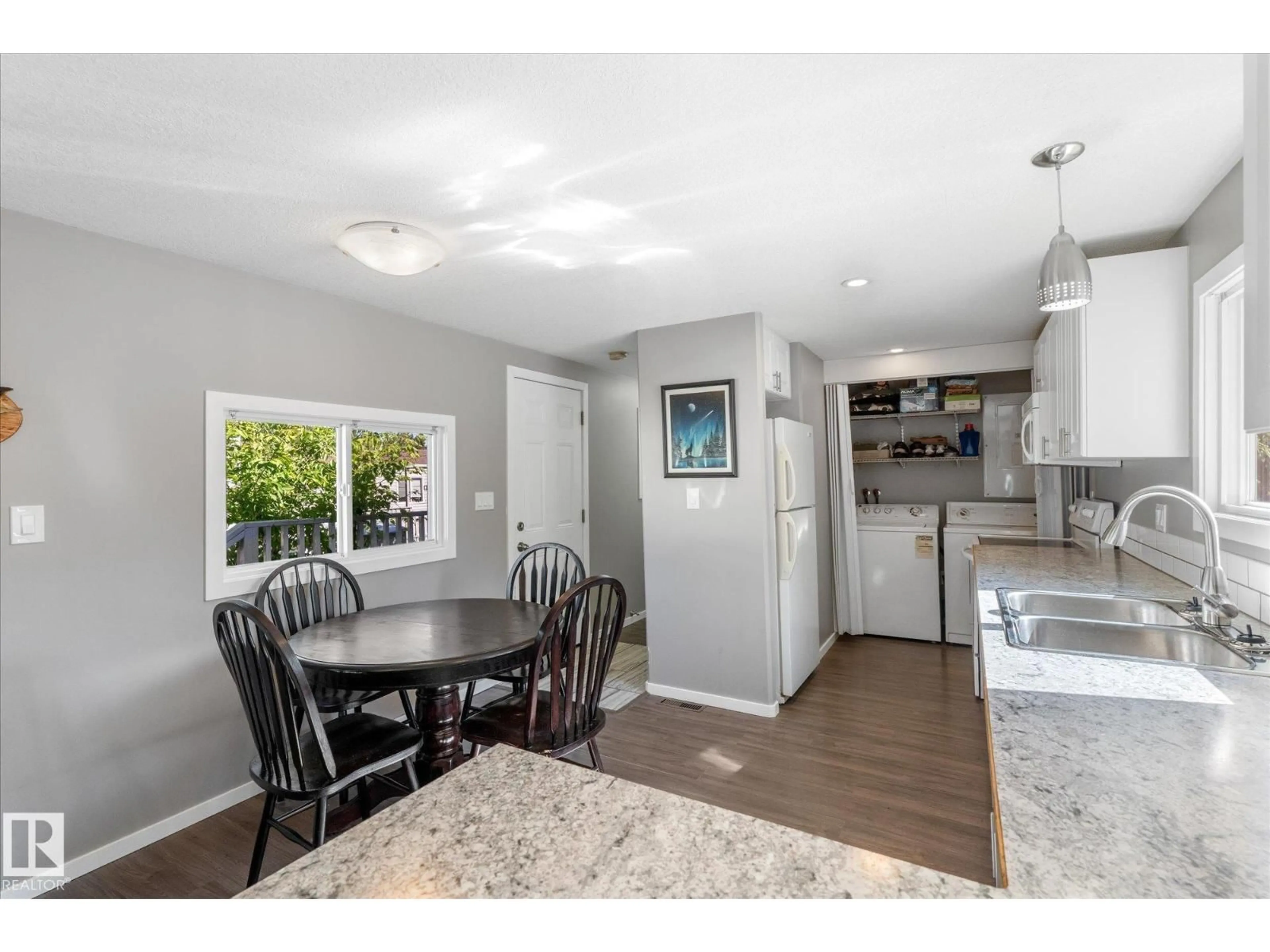 Open concept kitchen, unknown for 305 - 176 CALAHOO ROAD, Spruce Grove Alberta T7X3L2