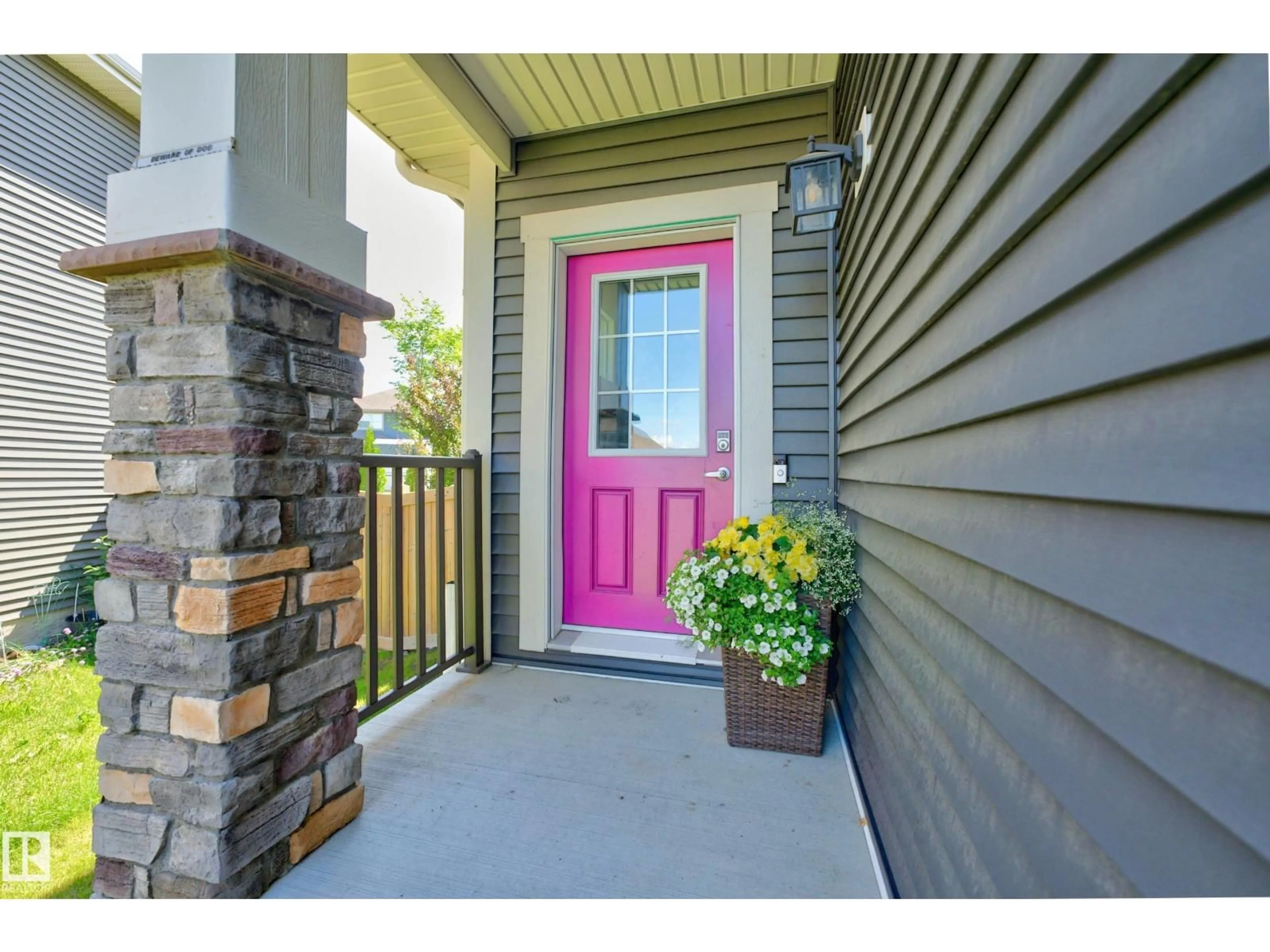 Indoor entryway for LI SW - 5161 CRABAPPLE LINK, Edmonton Alberta T6X1X1