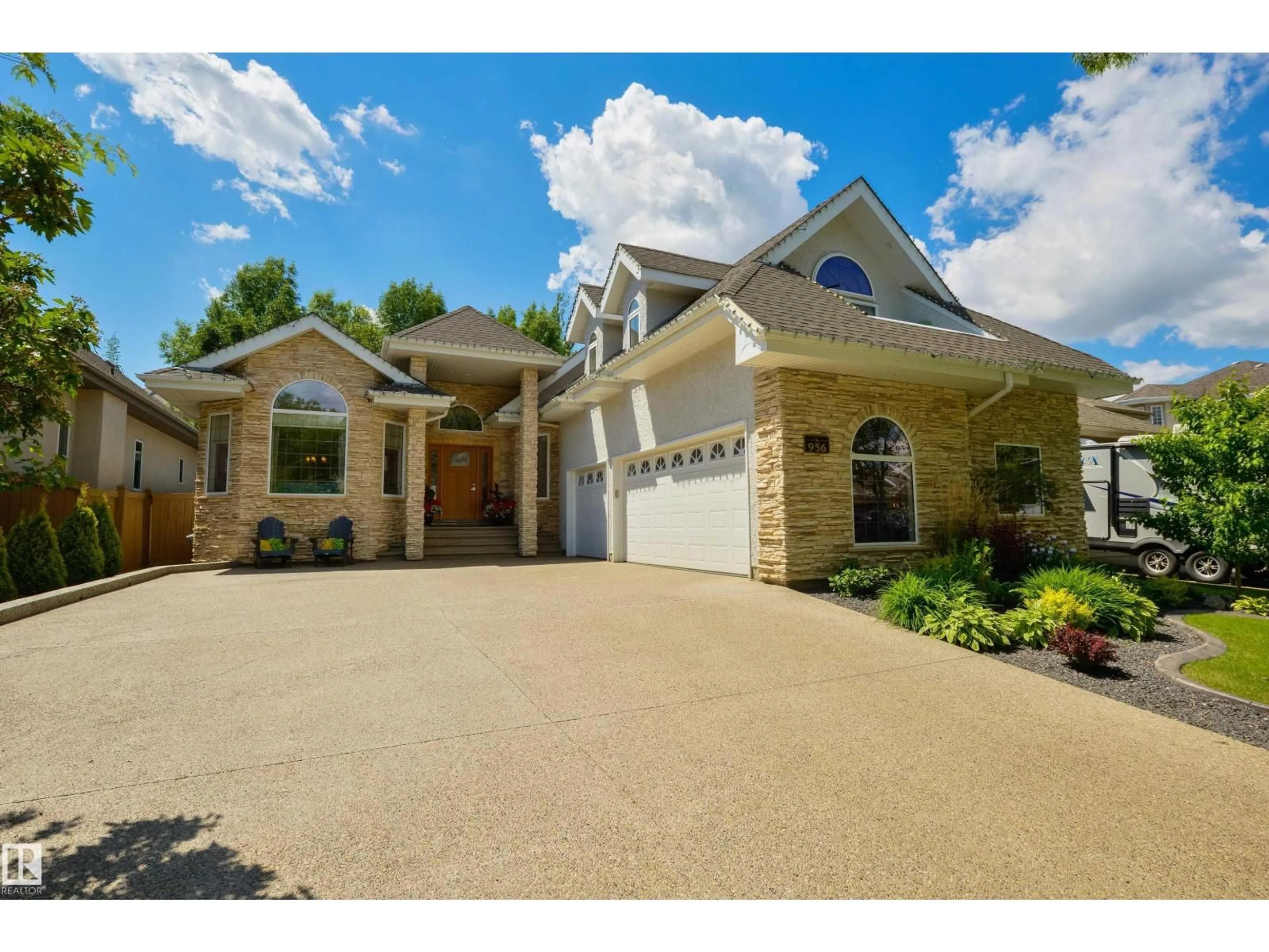 Unknown for 956 HOLLINGSWORTH BEND, Edmonton Alberta T6R3G8