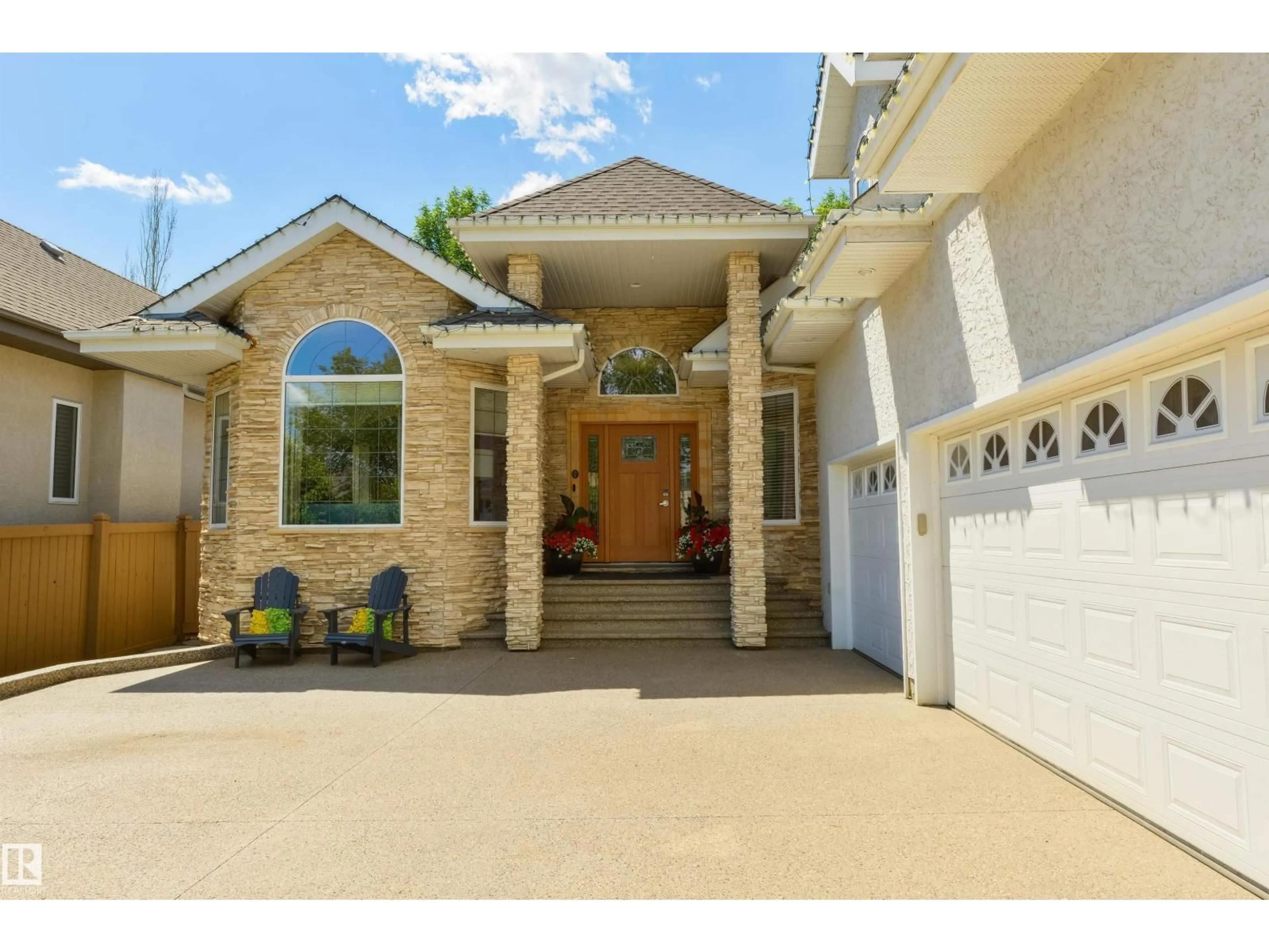 Unknown for 956 HOLLINGSWORTH BEND, Edmonton Alberta T6R3G8