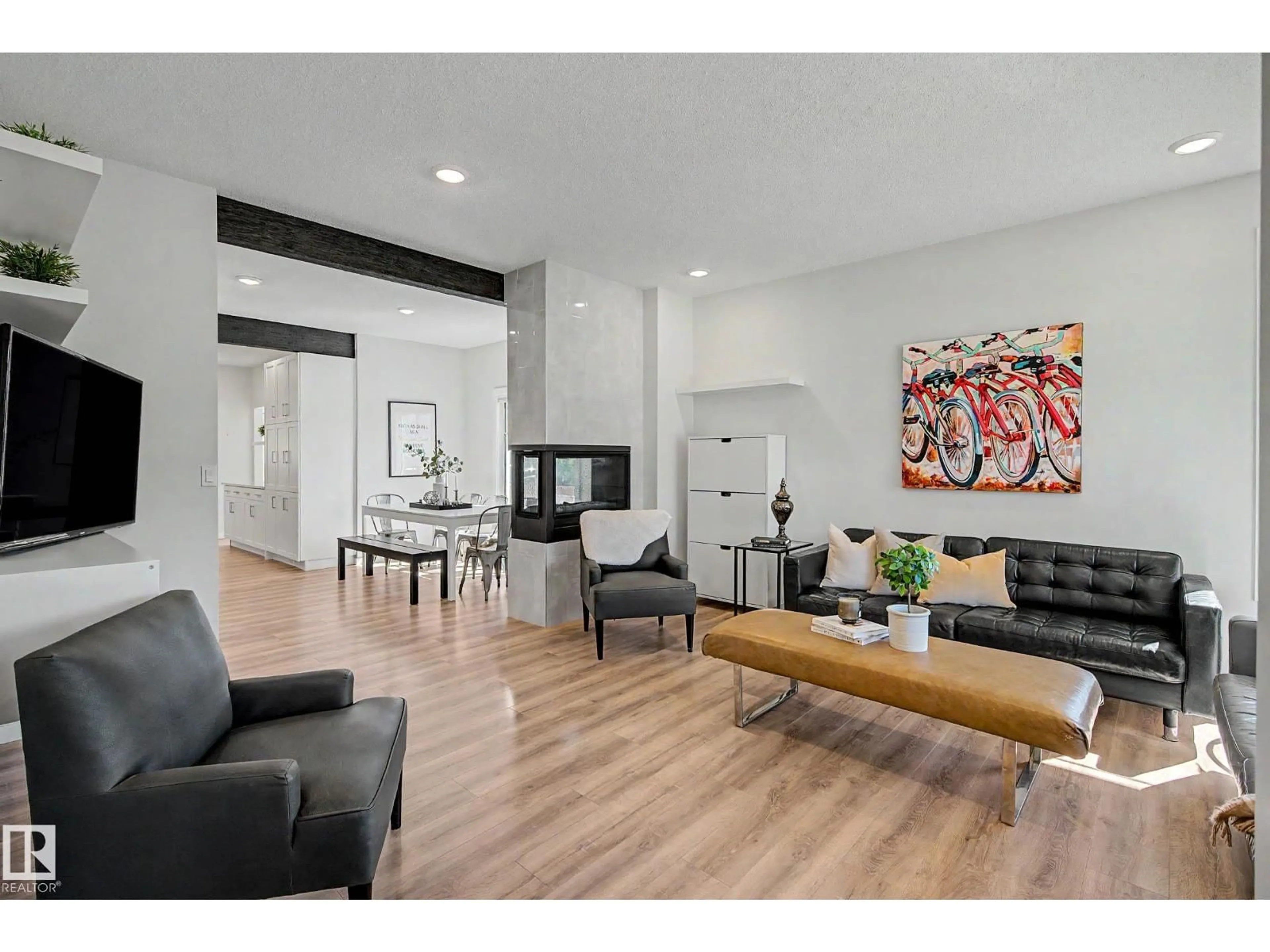 Living room with furniture, unknown for 2451 KELLY CIRCLE, Edmonton Alberta T6W4G2