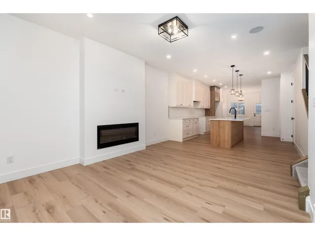 535 ROBINSON BV, Leduc 3