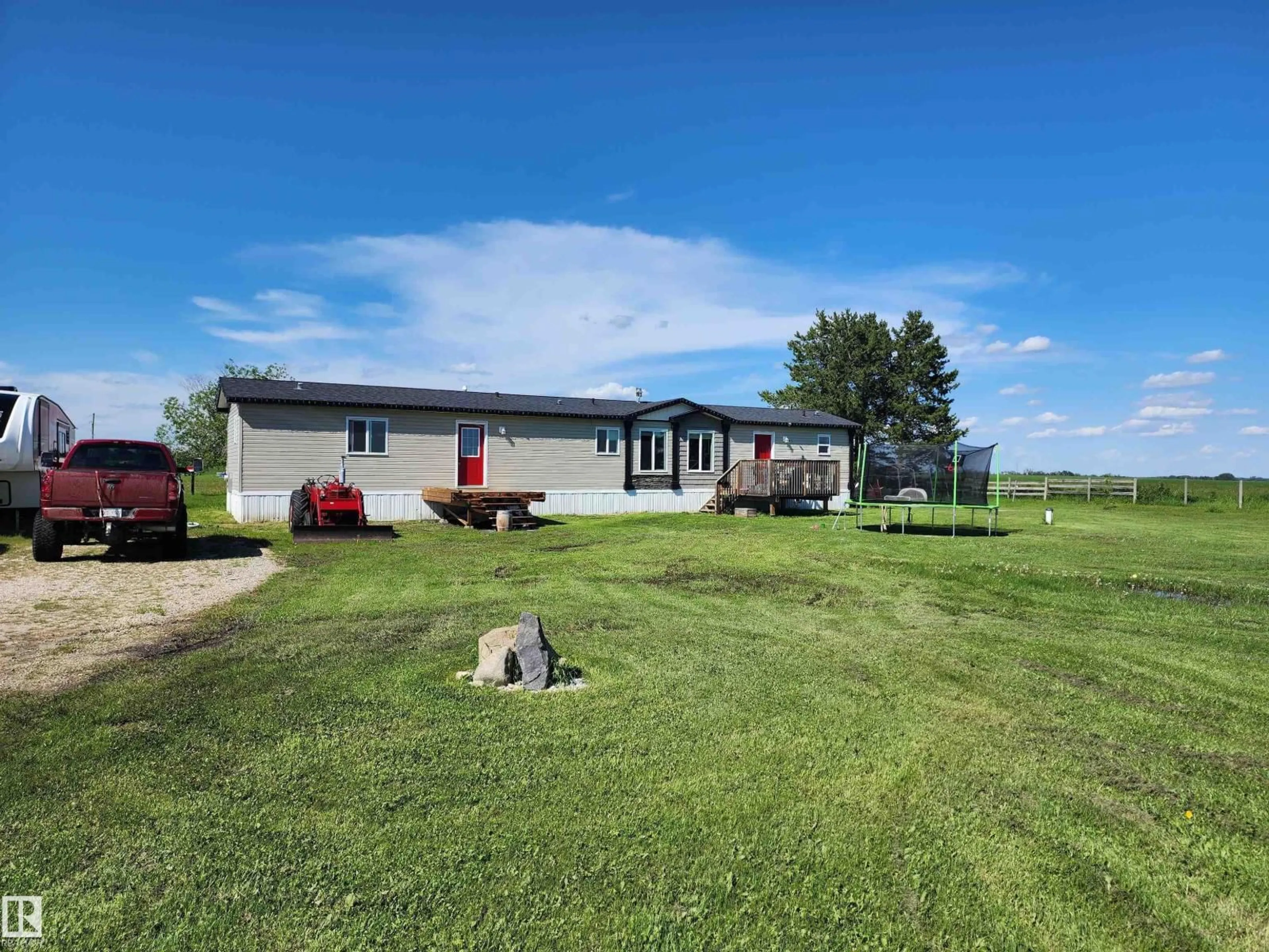 A pic from outside/outdoor area/front of a property/back of a property/a pic from drone, water/lake/river/ocean view for 1232 TWP ROAD, Rural Parkland County Alberta T7Y2N7