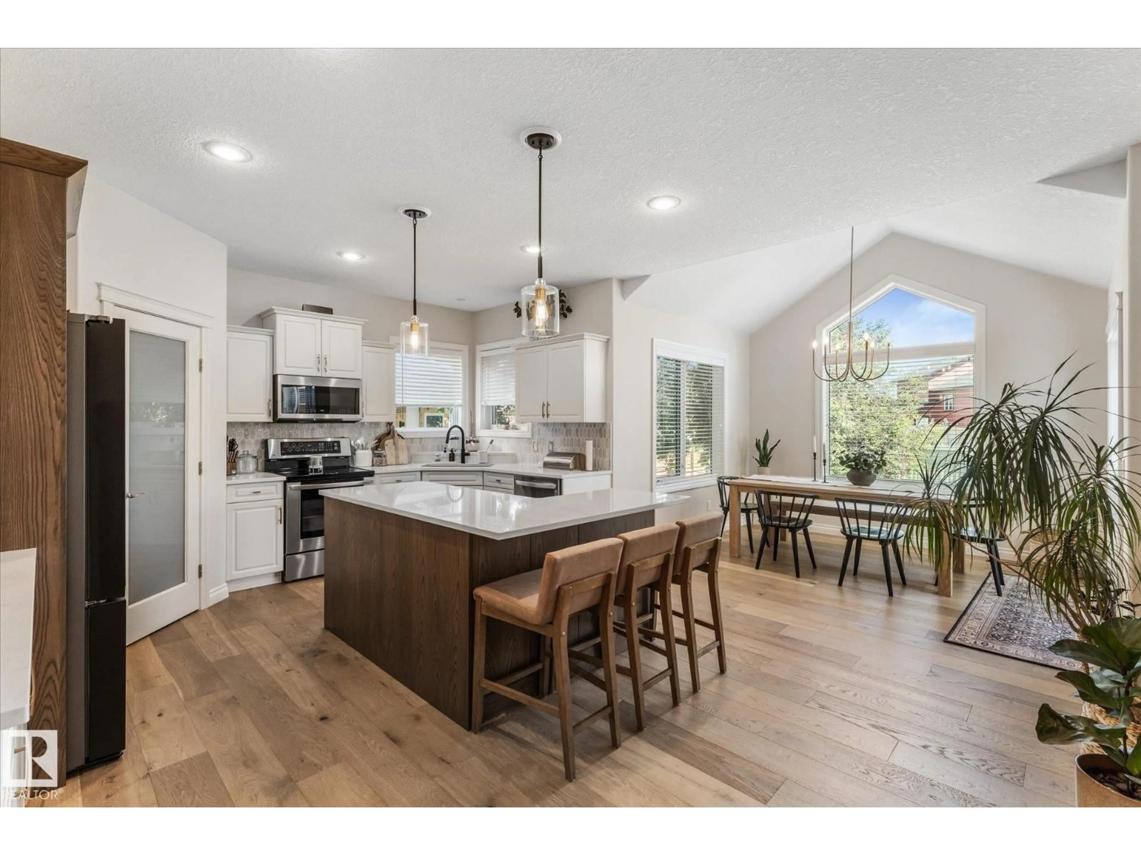 Open concept kitchen, unknown for 10 WILLOWDALE PL, Stony Plain Alberta T7Z0A4
