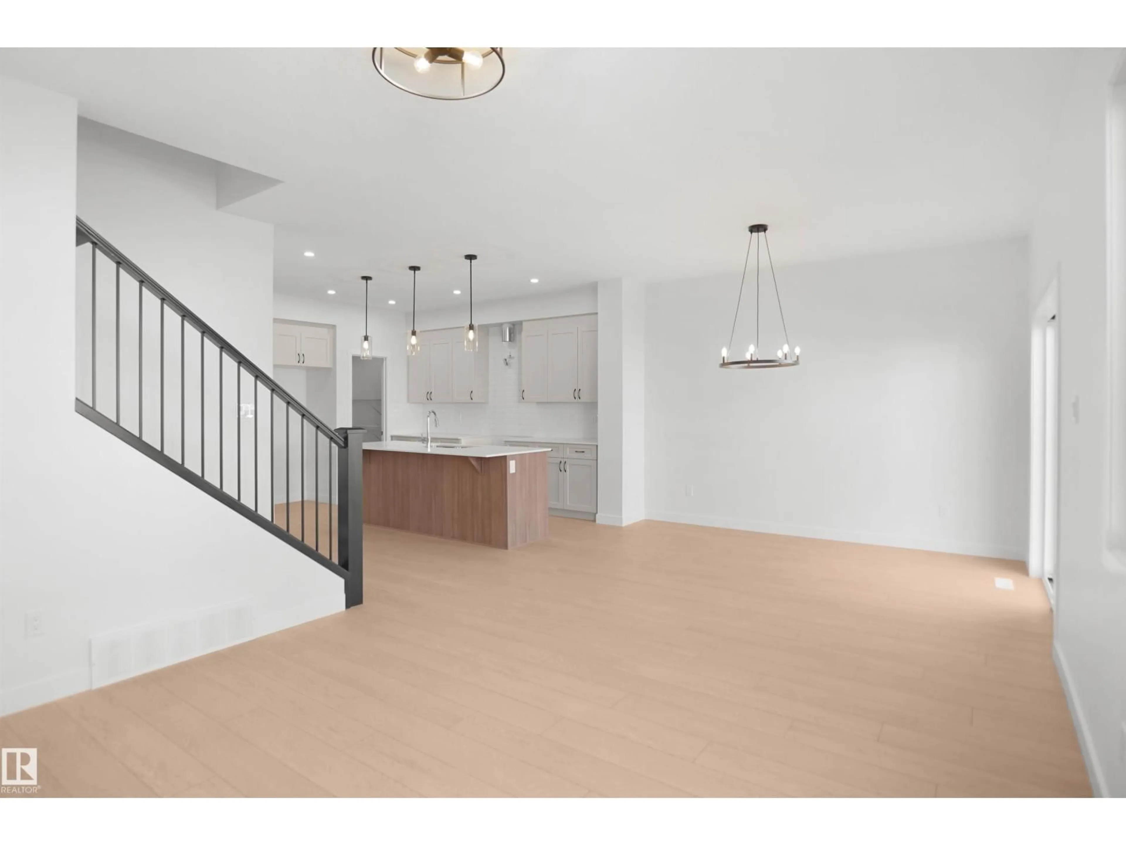 Open concept kitchen, unknown for 956 17 AV, Edmonton Alberta T6T2S5