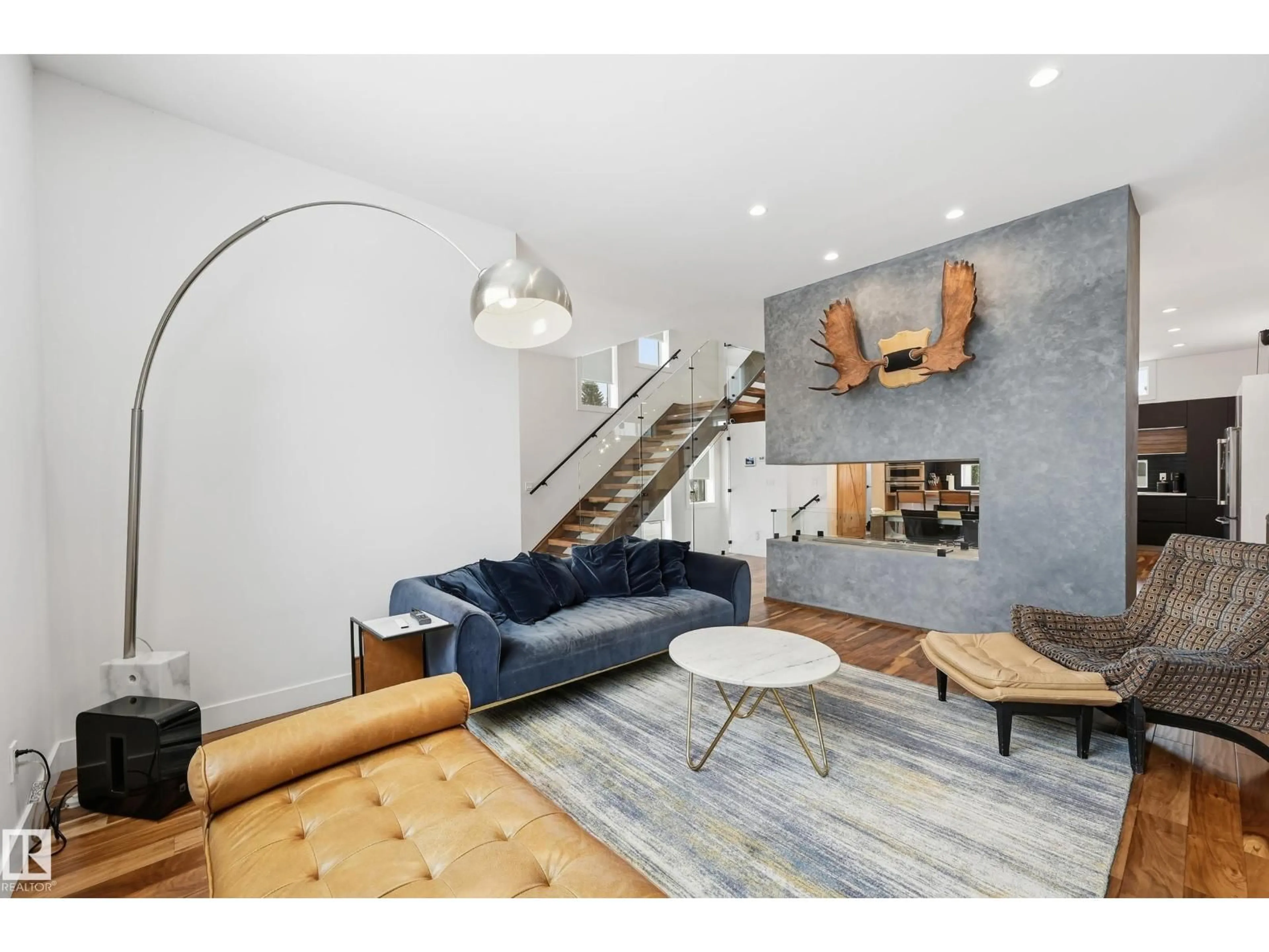 Living room with furniture, unknown for 44B VALLEYVIEW CR, Edmonton Alberta T5R5S6