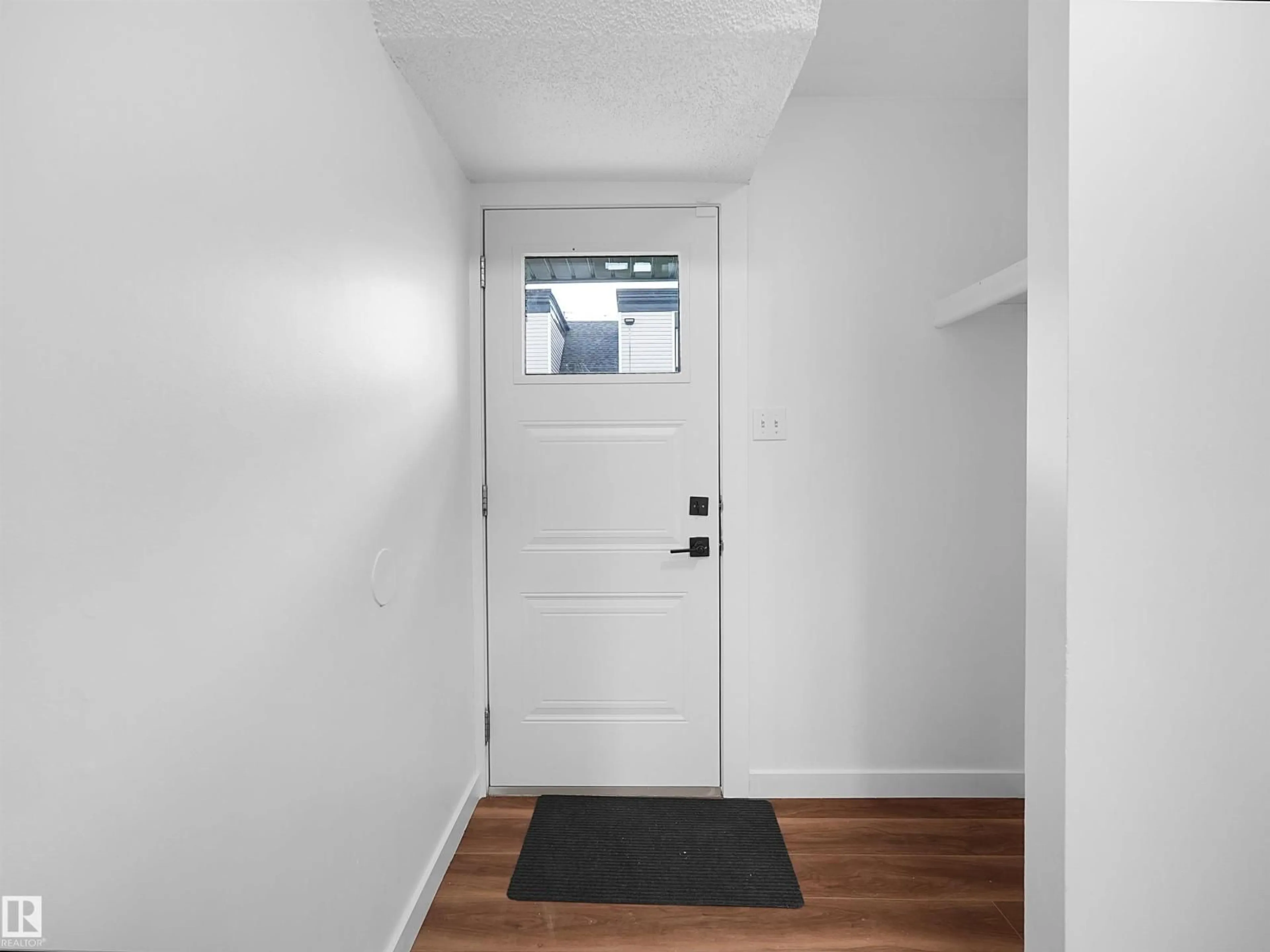 Indoor entryway for #221 - 11421 34 ST, Edmonton Alberta T5W5J7