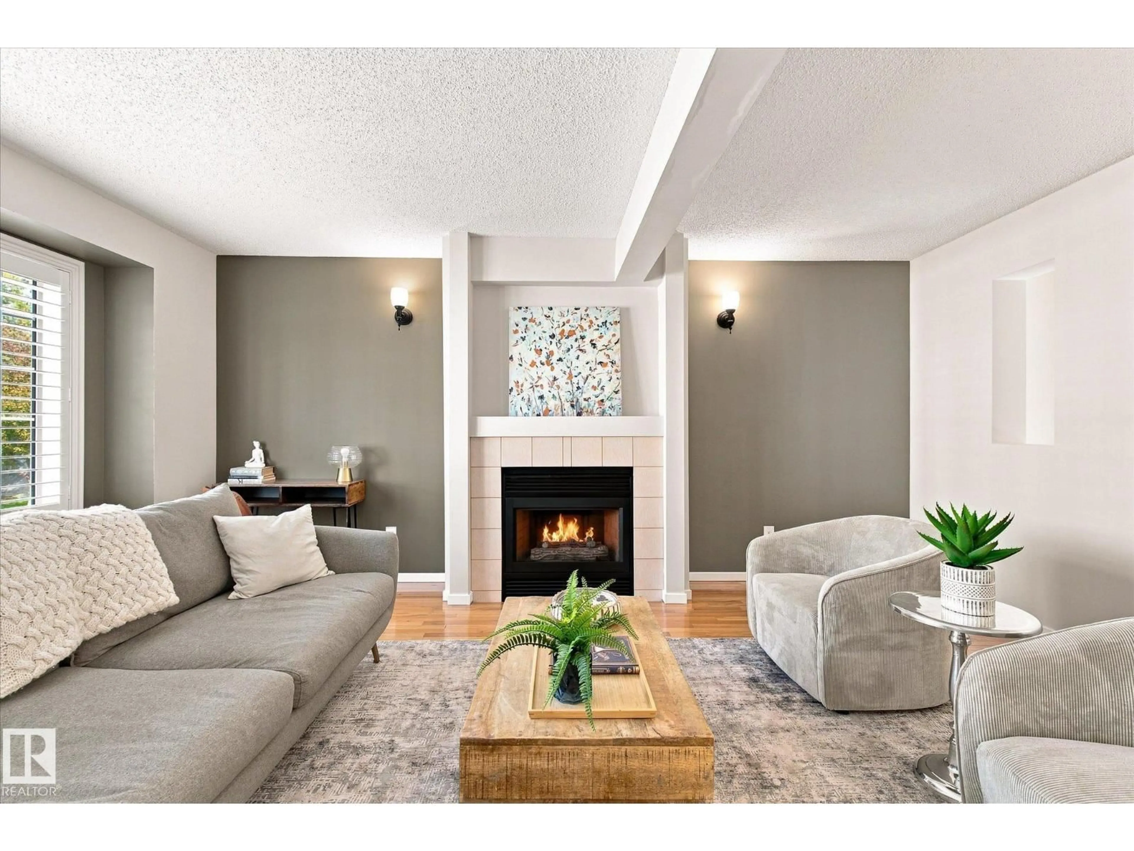 Living room with furniture, unknown for 17610 96 AV, Edmonton Alberta T5T6C2