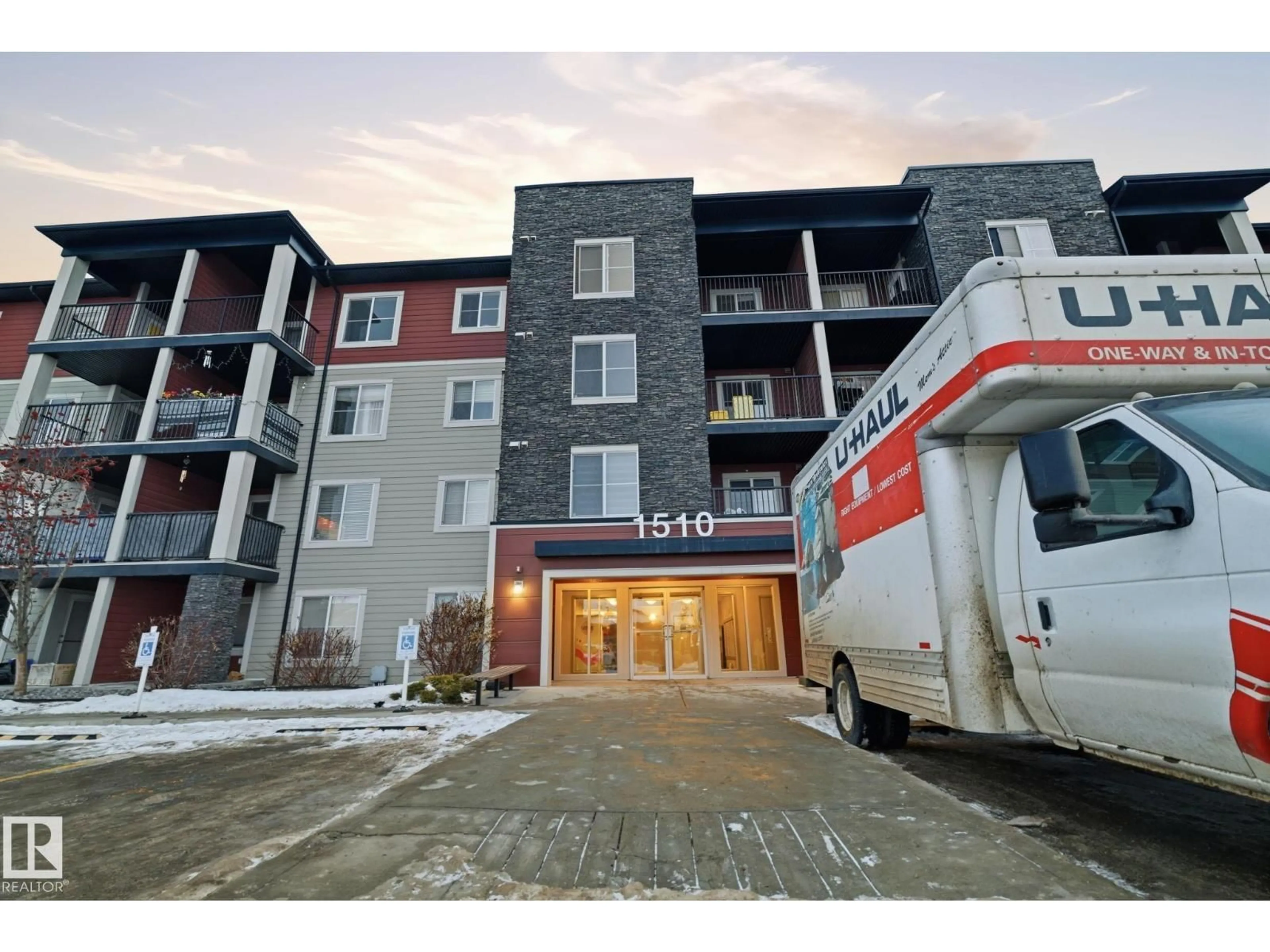 Unknown for #424 - 1510 WATT DR, Edmonton Alberta T6X2E6