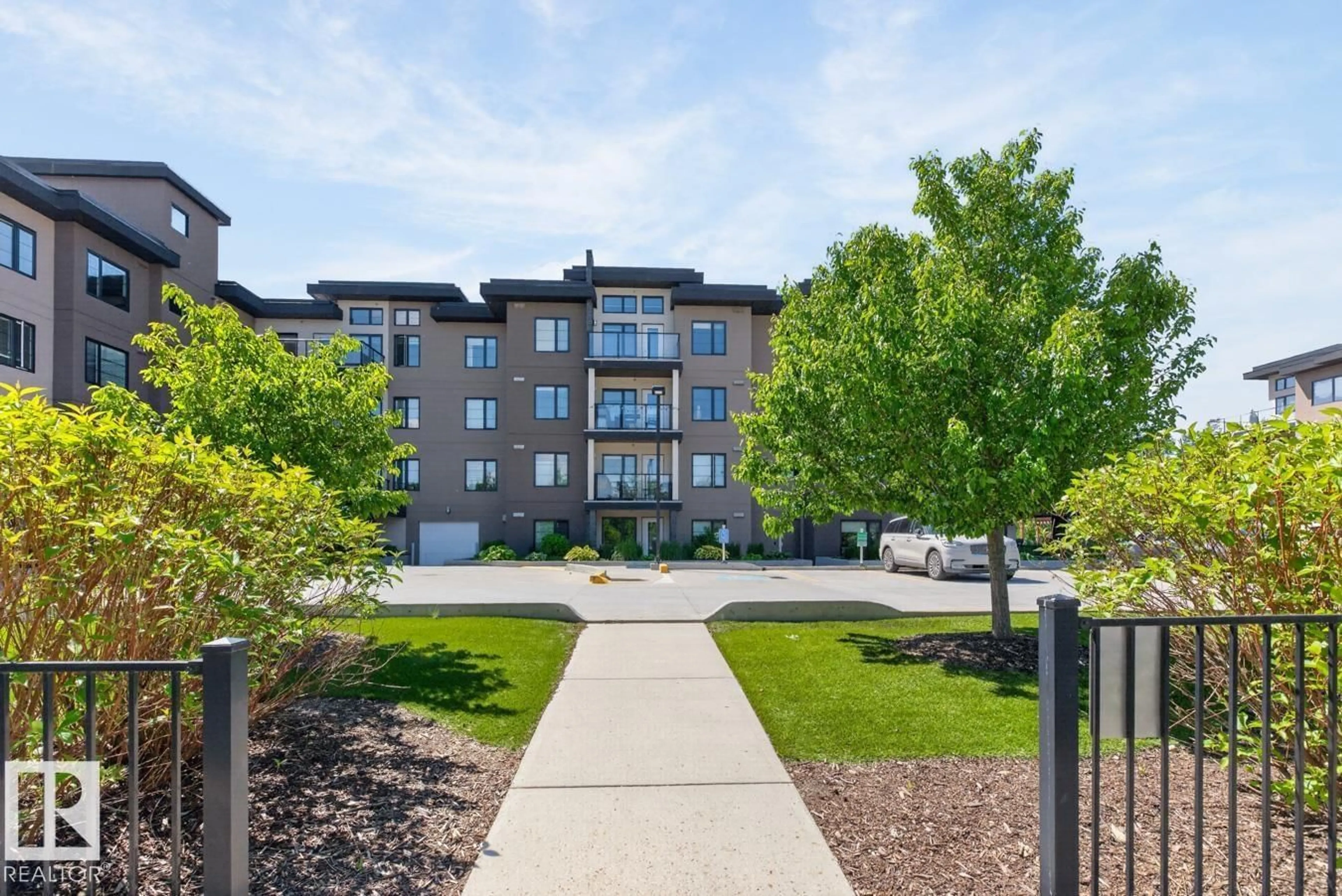Patio, unknown for #207 - 5025 EDGEMONT BV, Edmonton Alberta T6M0S8