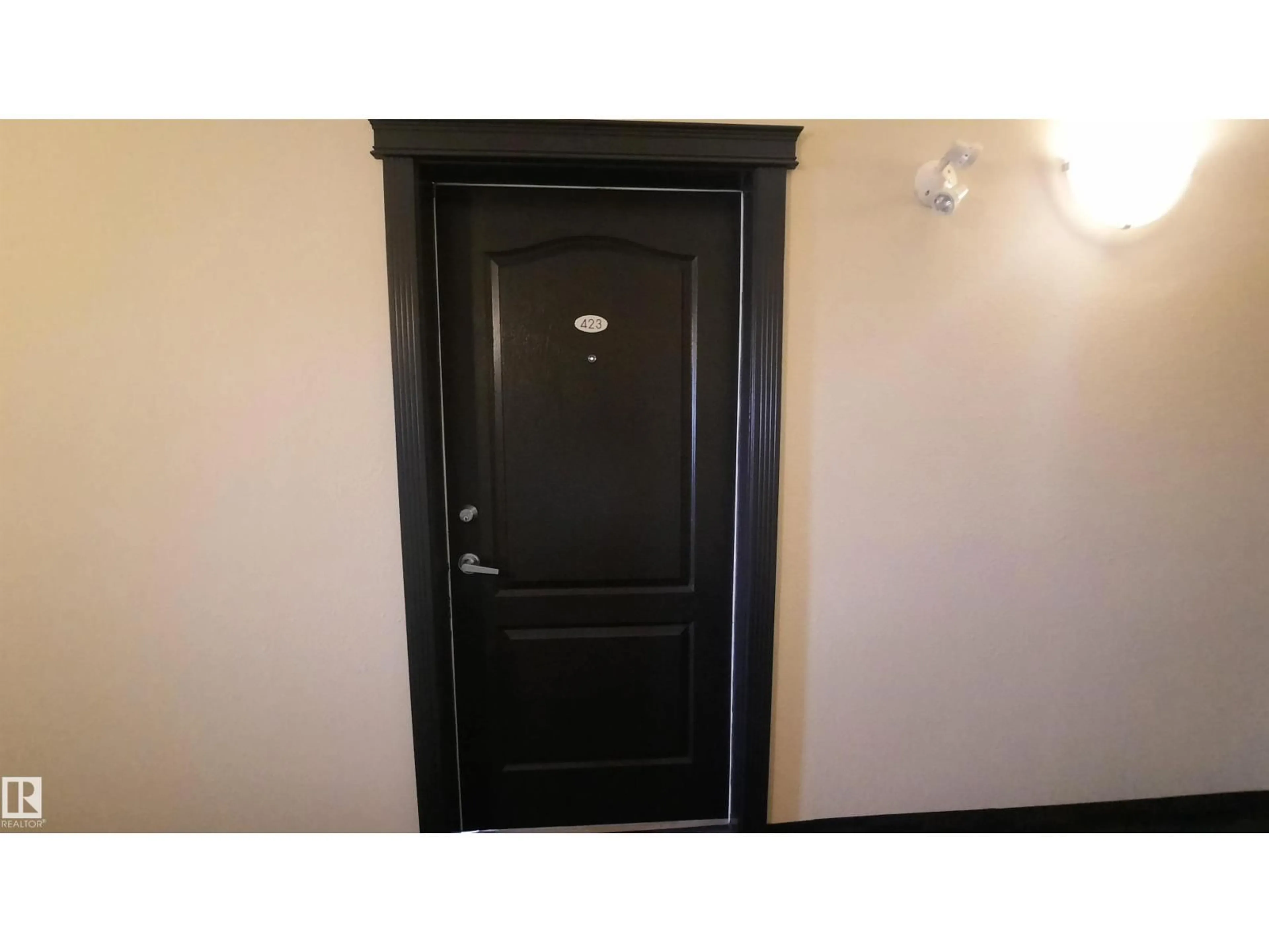 Unknown for 423 - 5340 199 ST, Edmonton Alberta T6M0A5