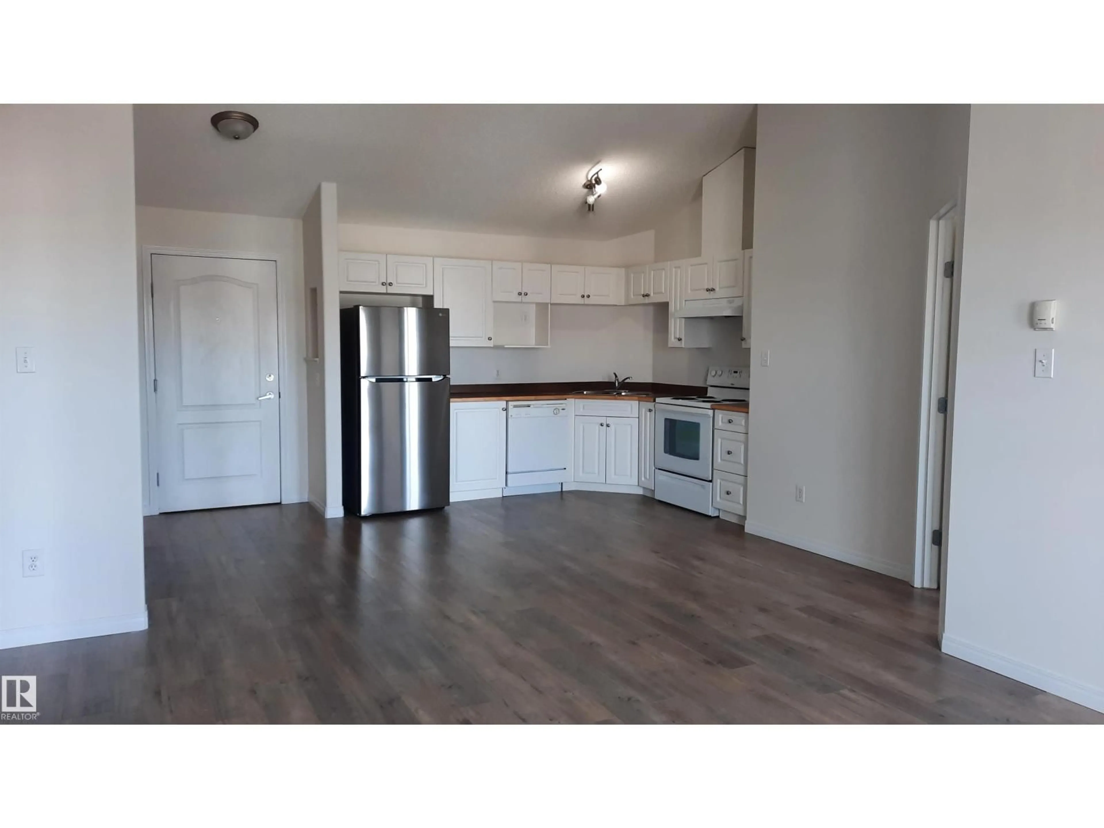 Unknown for 423 - 5340 199 ST, Edmonton Alberta T6M0A5