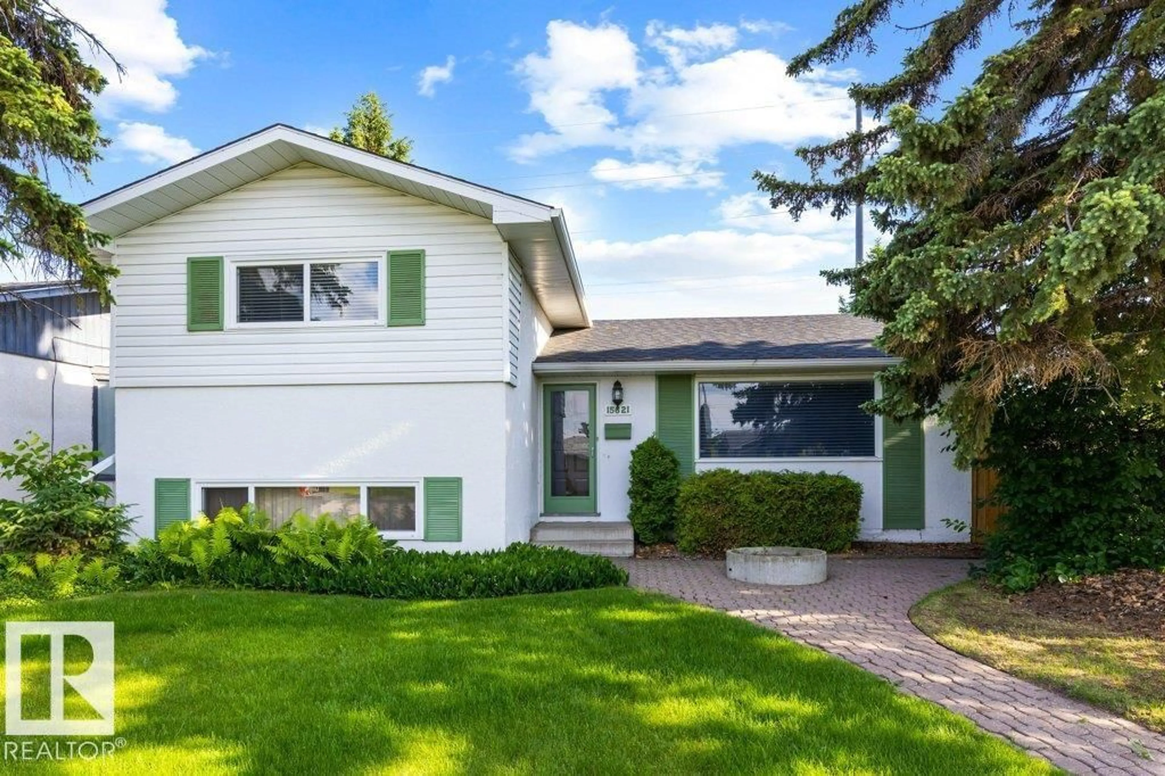 Home with vinyl exterior material, street for 15621 79A AV, Edmonton Alberta T5R3H6